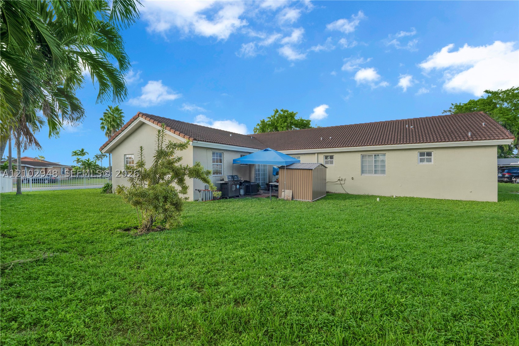 11525 SW 49th Ter, Miami FL 33165