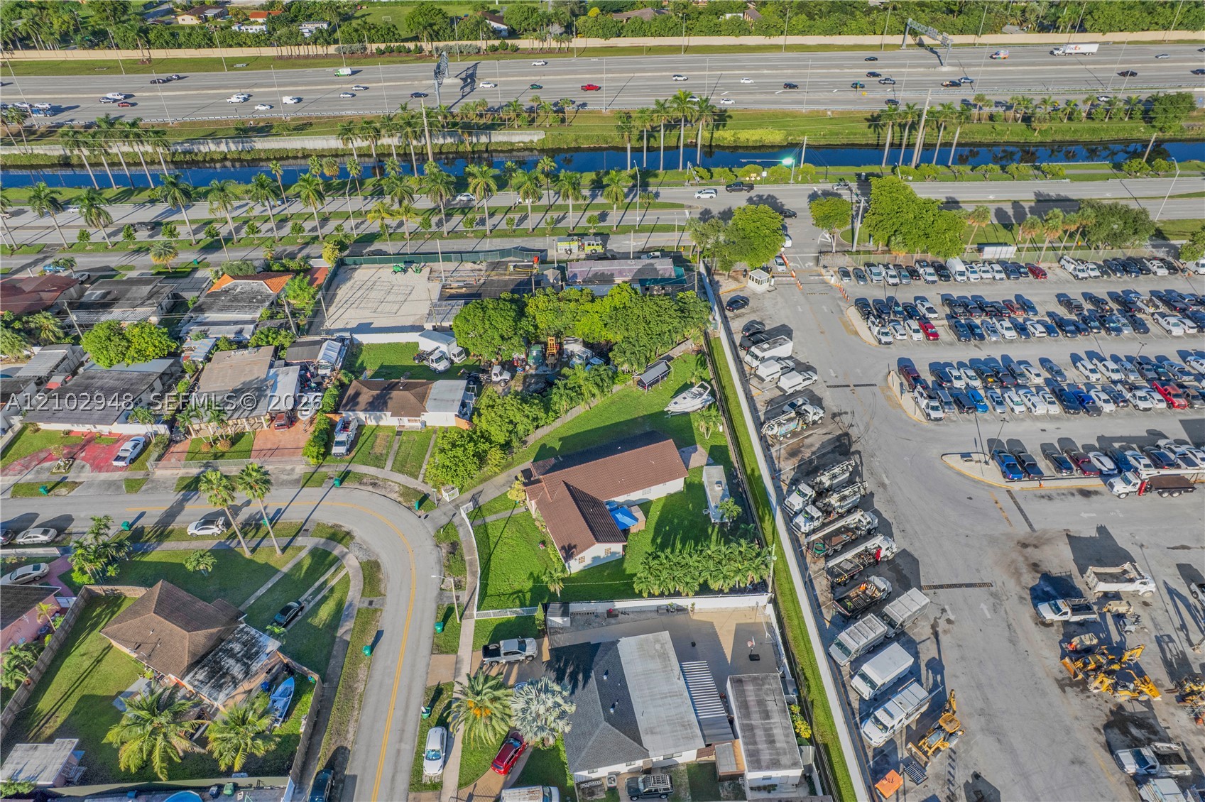 11525 SW 49th Ter, Miami FL 33165