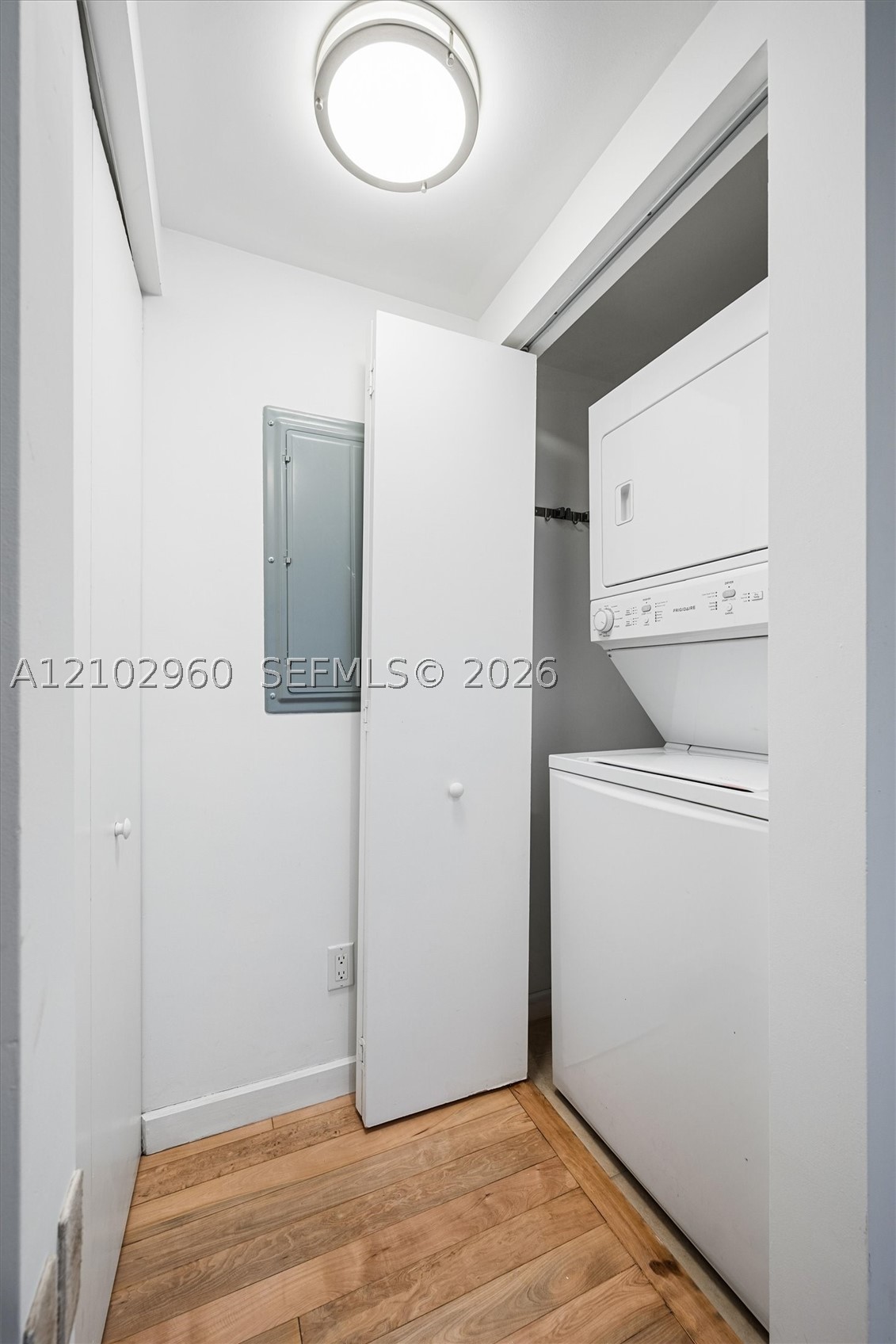 325 S Biscayne Blvd #3921, Miami FL 33131