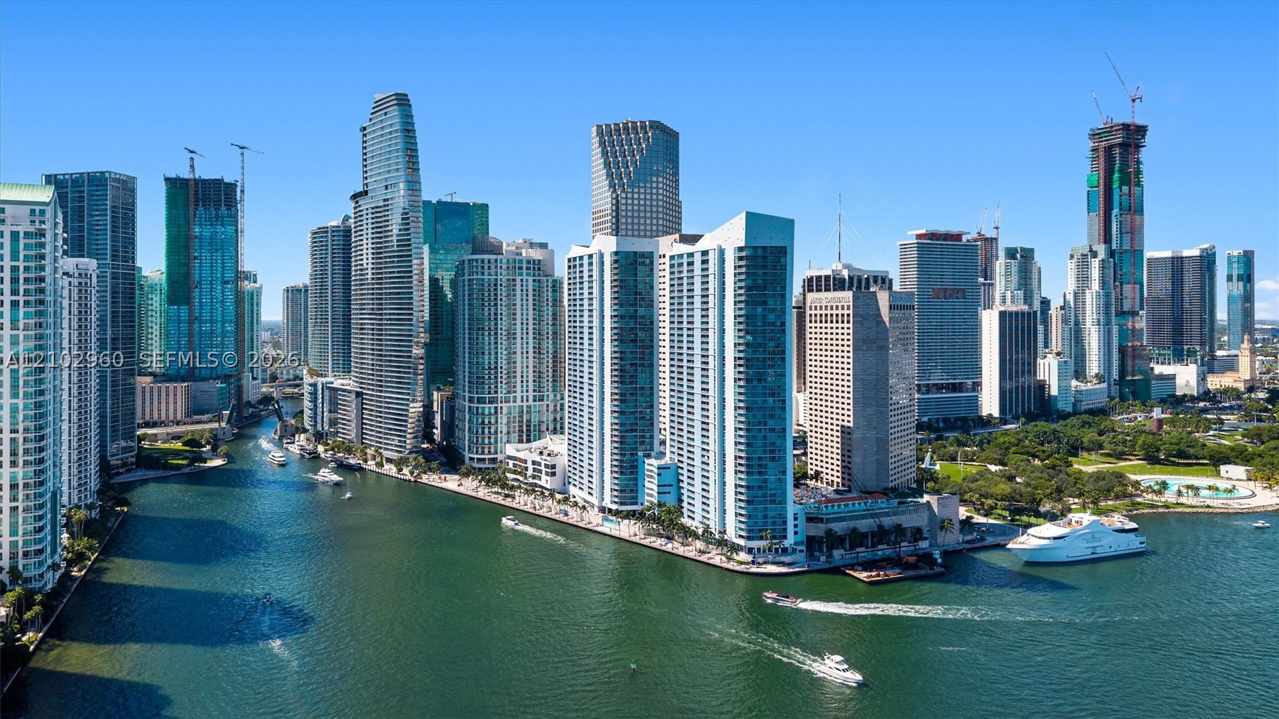 325 S Biscayne Blvd #3921, Miami FL 33131