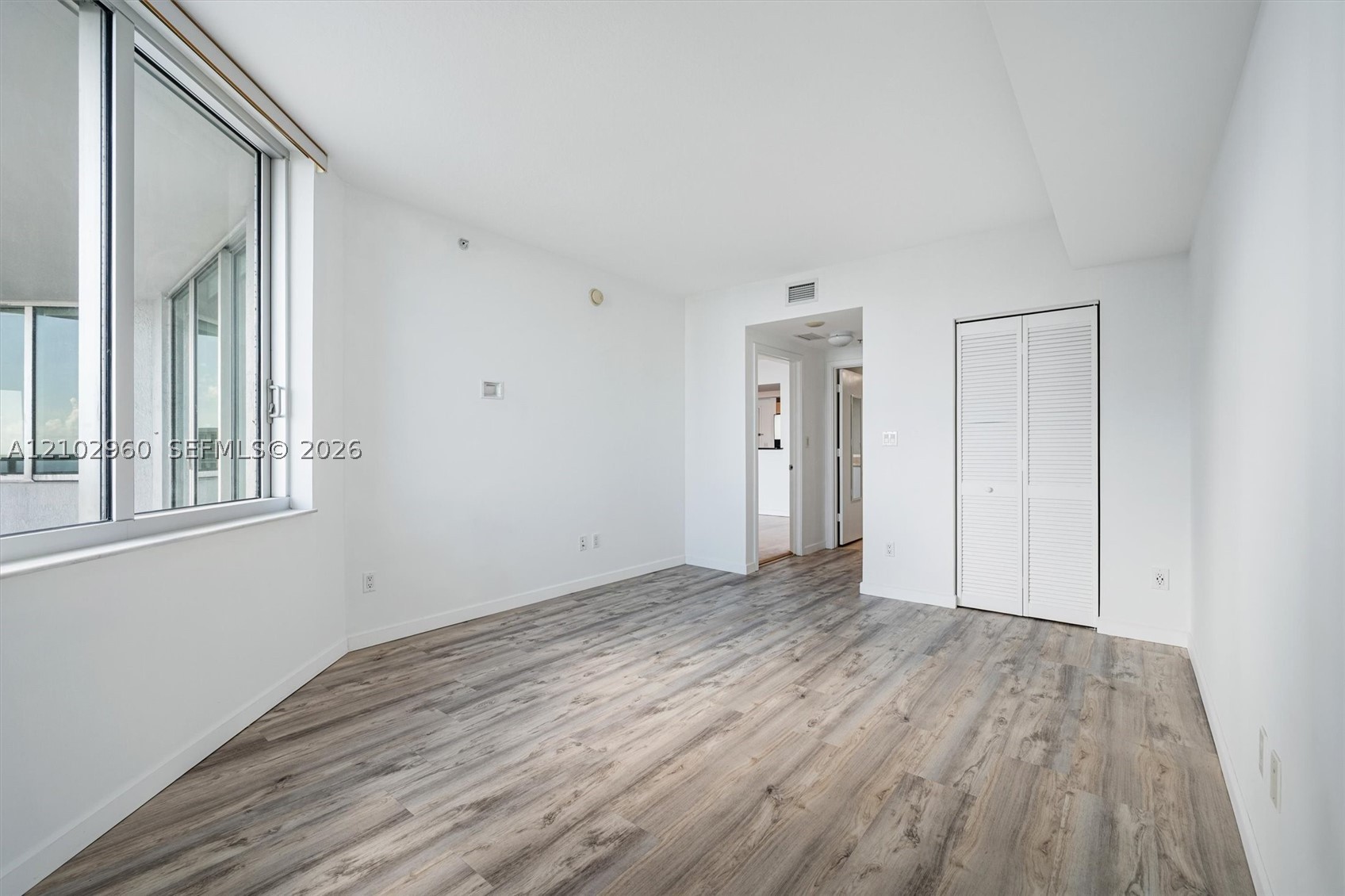 325 S Biscayne Blvd #3921, Miami FL 33131