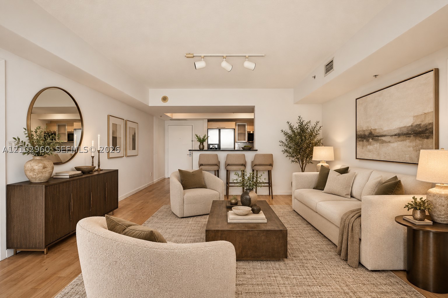 325 S Biscayne Blvd #3921, Miami FL 33131