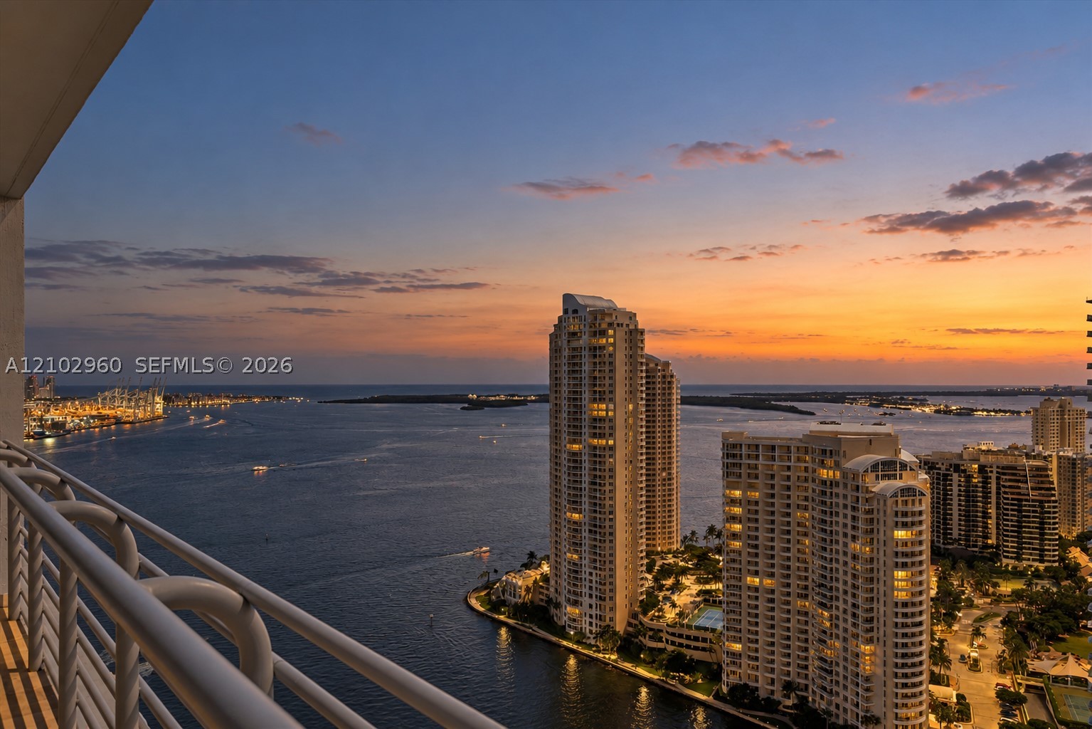 325 S Biscayne Blvd #3921, Miami FL 33131