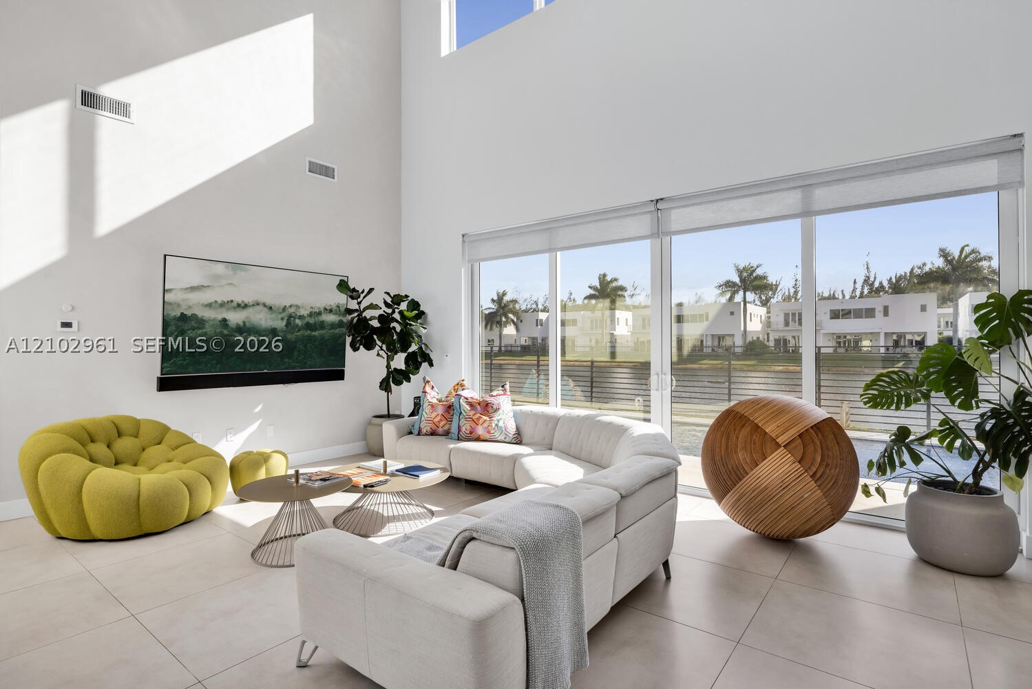 10250 NW 75th Ter, Doral FL 33178