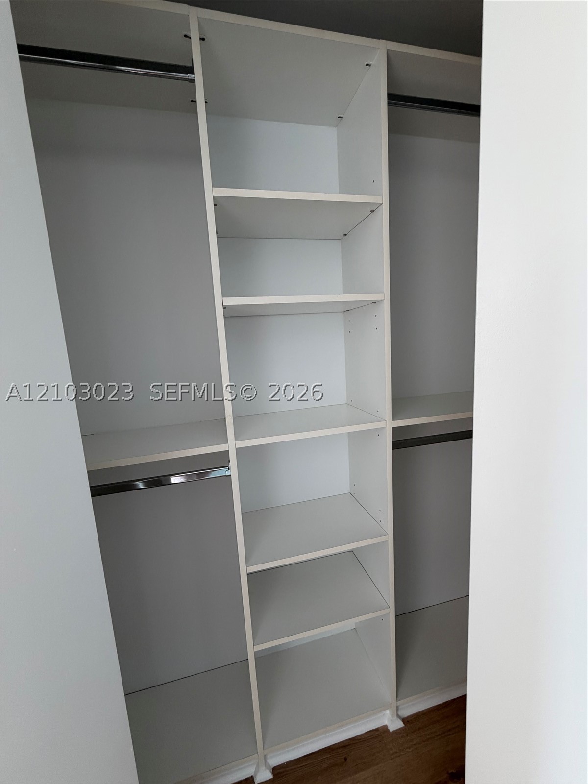 92 SW 3rd St #5012, Miami FL 33130