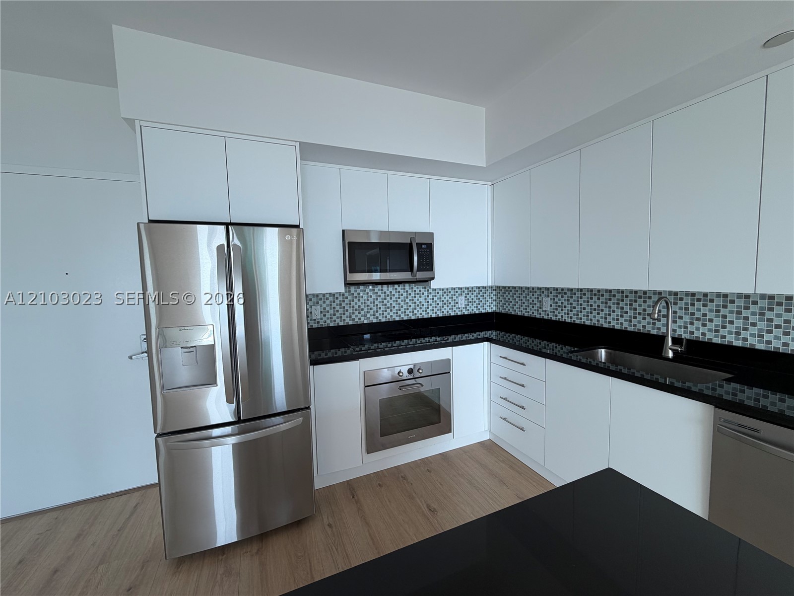 92 SW 3rd St #5012, Miami FL 33130