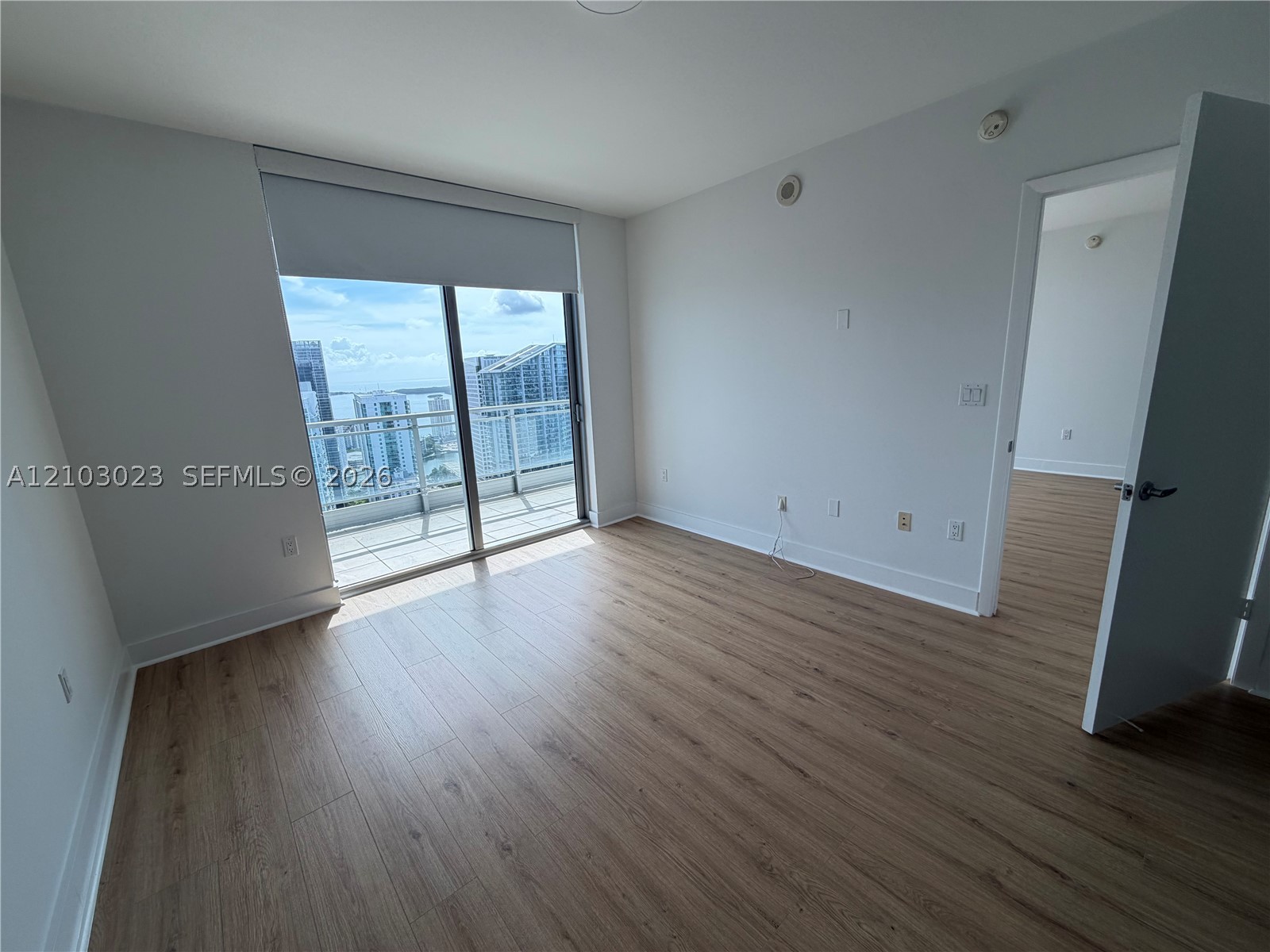 92 SW 3rd St #5012, Miami FL 33130