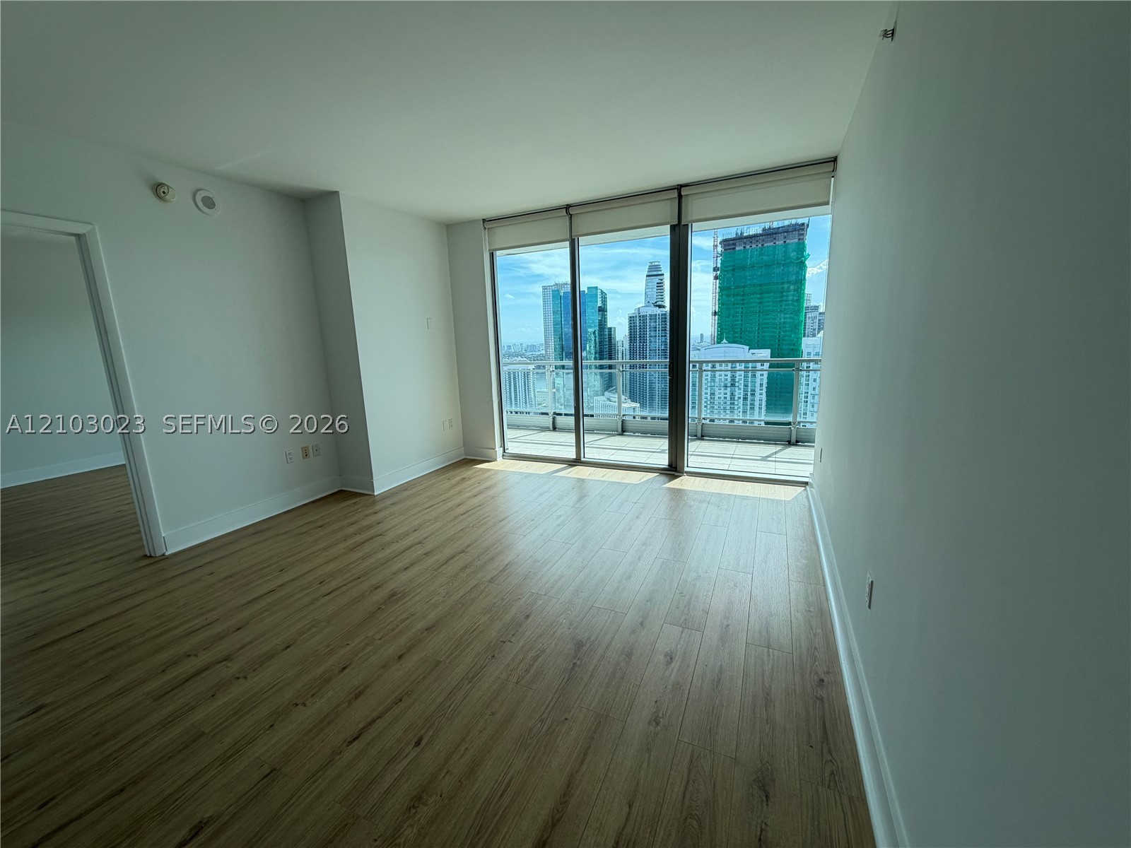 92 SW 3rd St #5012, Miami FL 33130