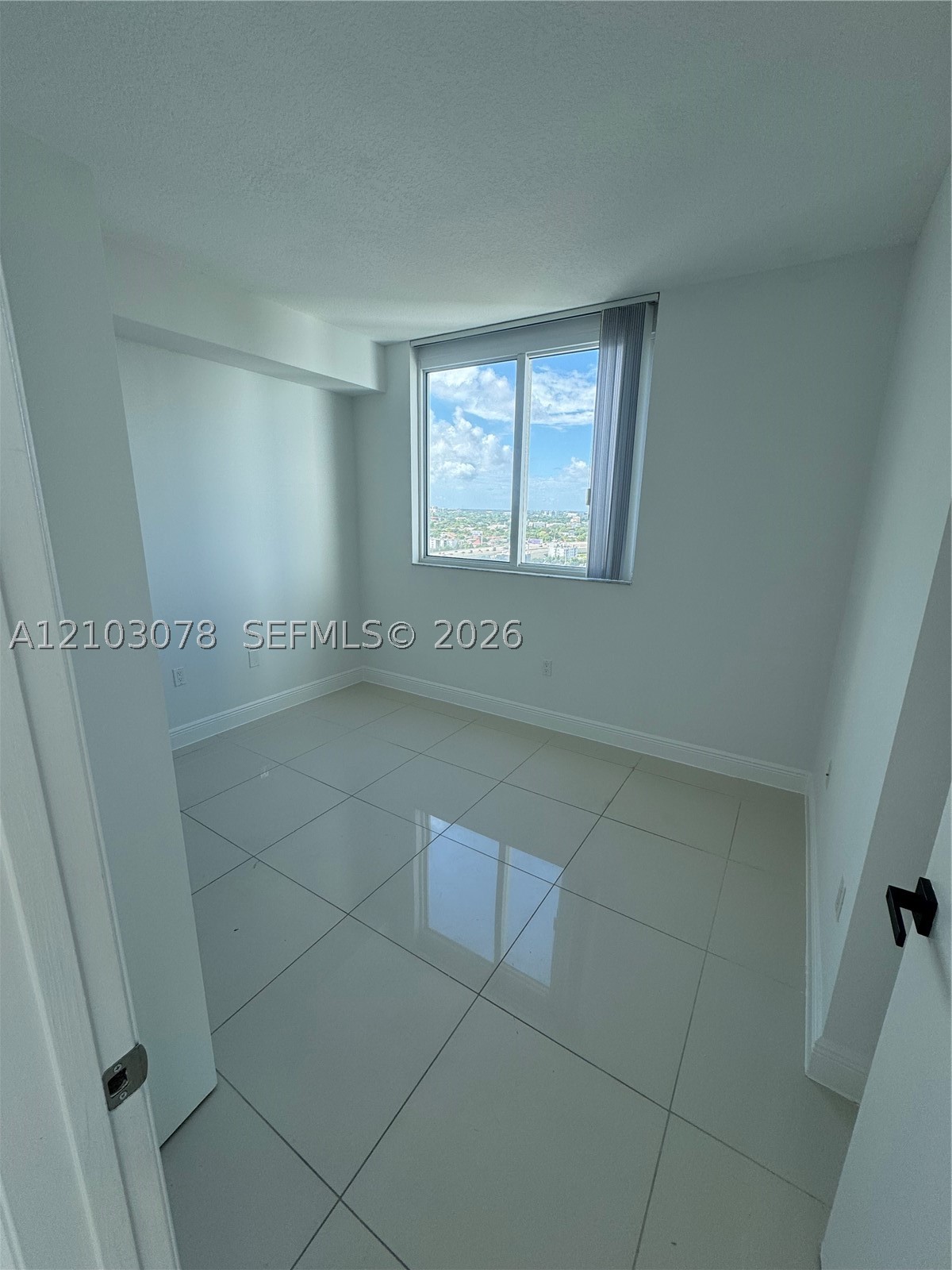 1871 NW S River Dr #2005, Miami FL 33125