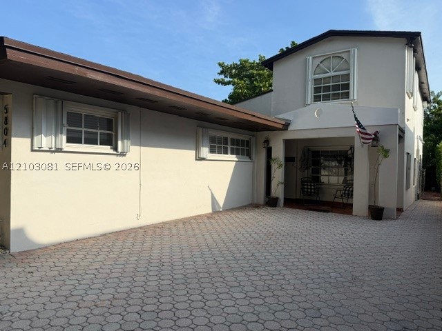 5804 SW 35th St, Miami FL 33155
