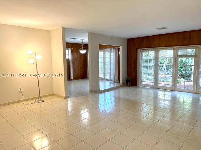 5804 SW 35th St, Miami FL 33155
