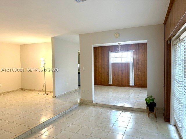 5804 SW 35th St, Miami FL 33155