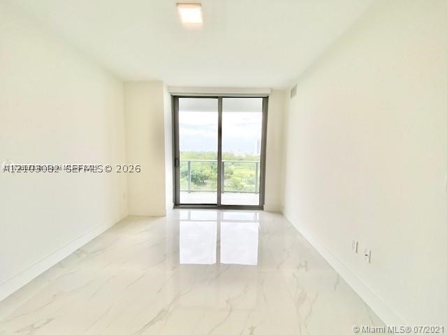 16385 Biscayne Blvd #702, North Miami Beach FL 33160