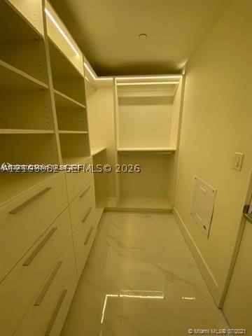 16385 Biscayne Blvd #702, North Miami Beach FL 33160