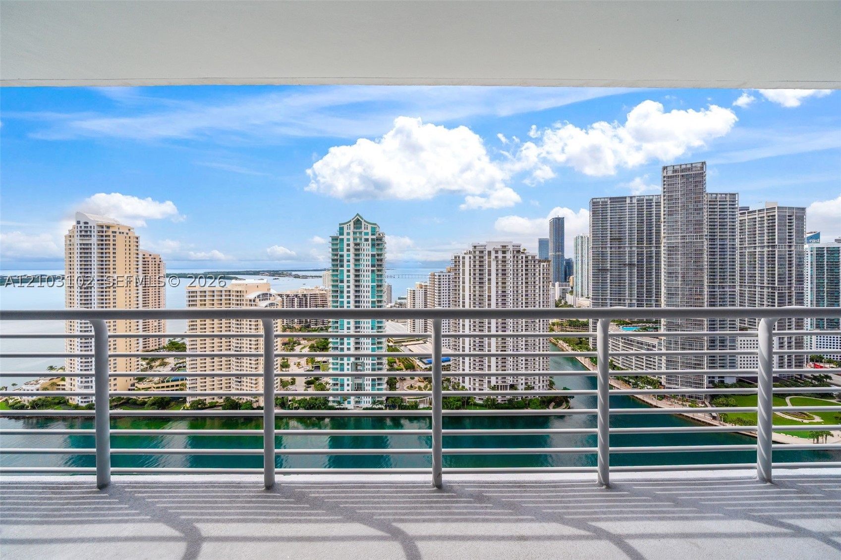 325 S Biscayne Blvd #3819, Miami FL 33131