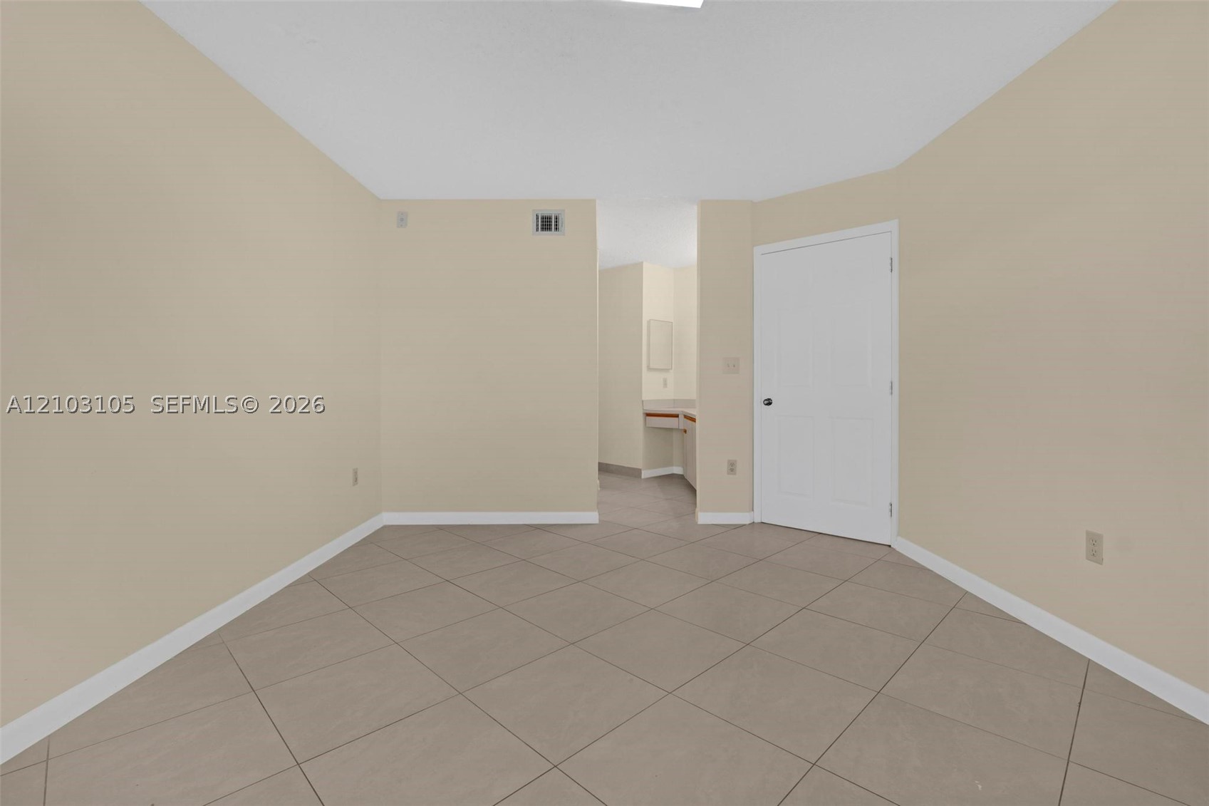 15545 N Miami Lakeway N #106, Miami Lakes FL 33014