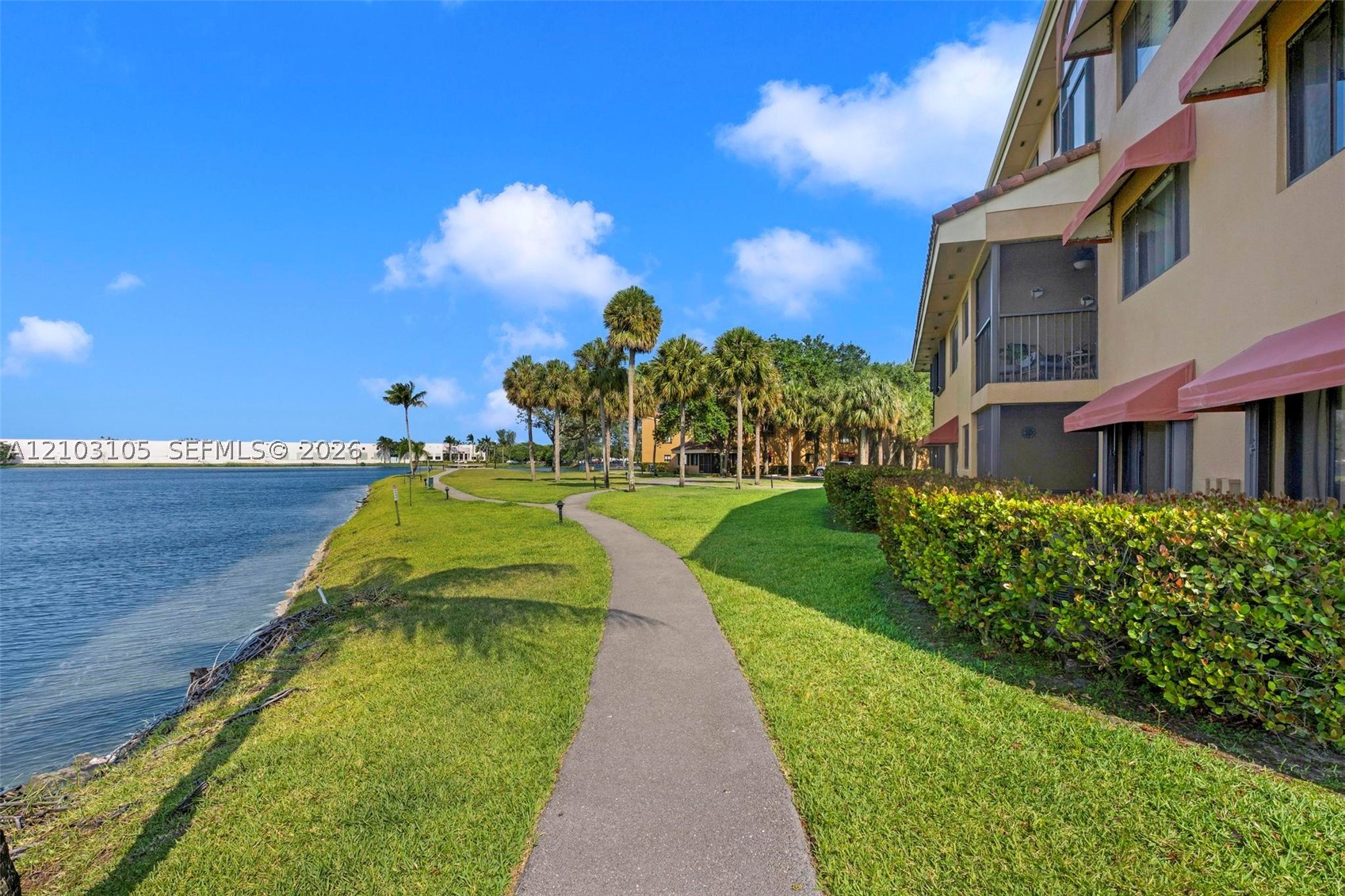 15545 N Miami Lakeway N #106, Miami Lakes FL 33014