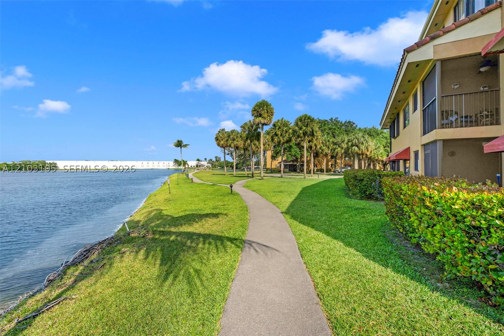 15545 N Miami Lakeway N #106, Miami Lakes FL 33014
