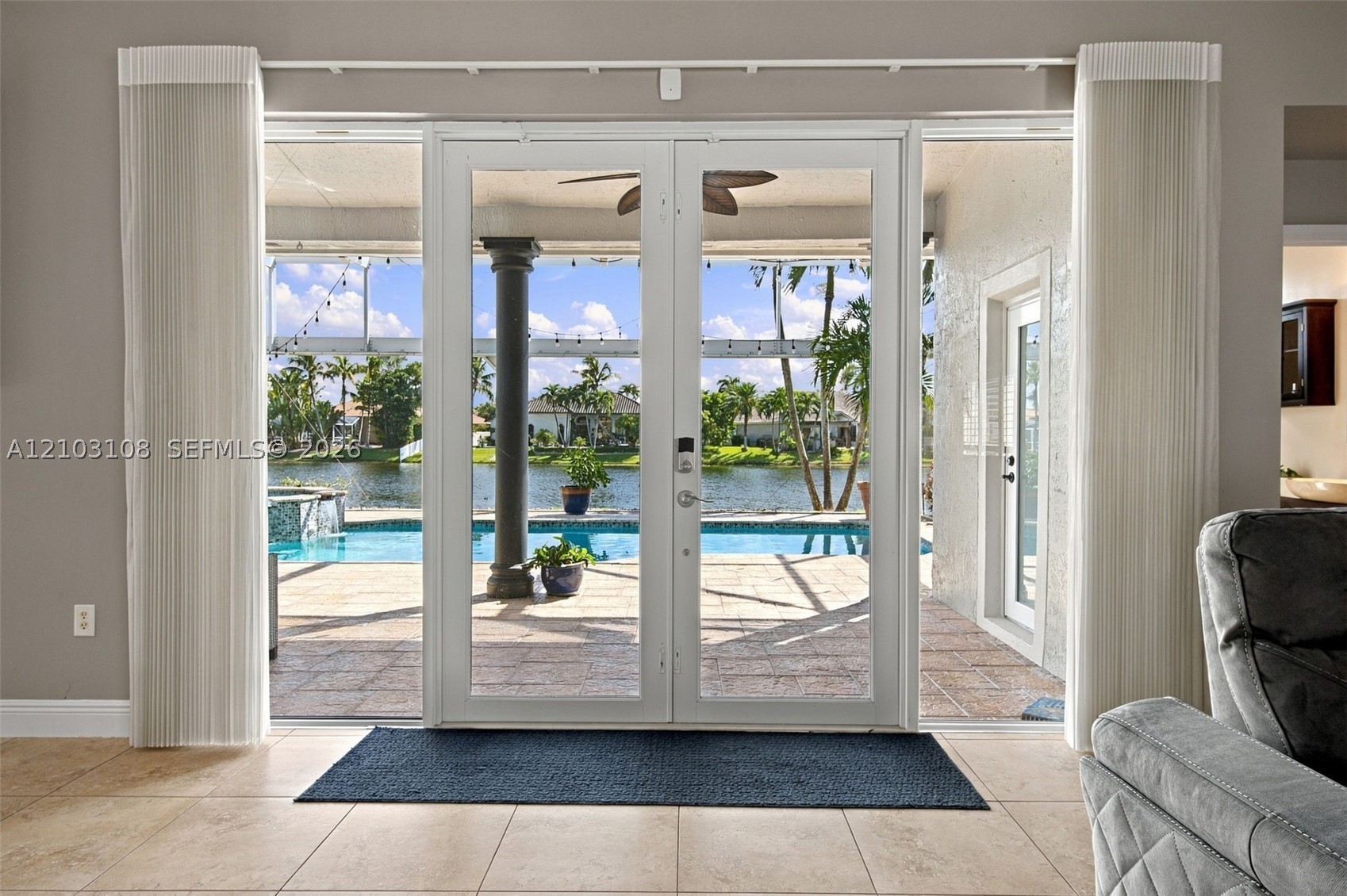 2015 NW 140th Ave, Pembroke Pines FL 33028