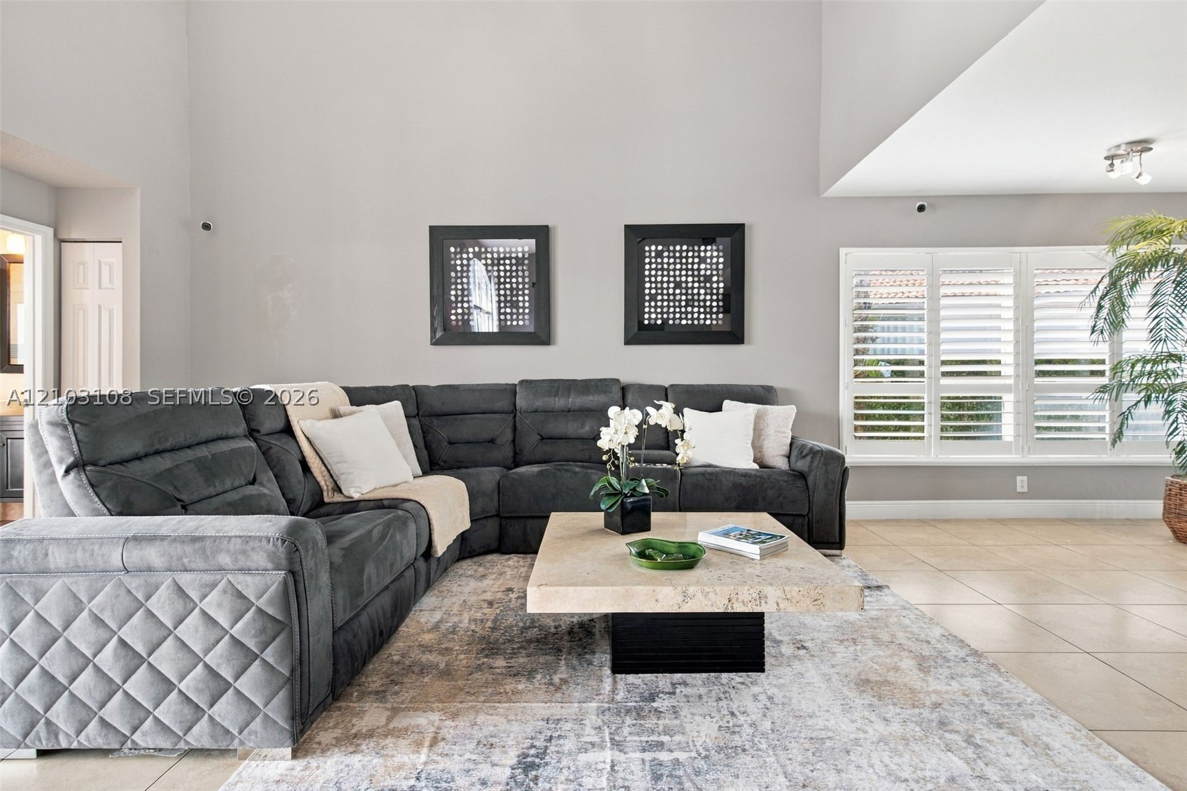 2015 NW 140th Ave, Pembroke Pines FL 33028