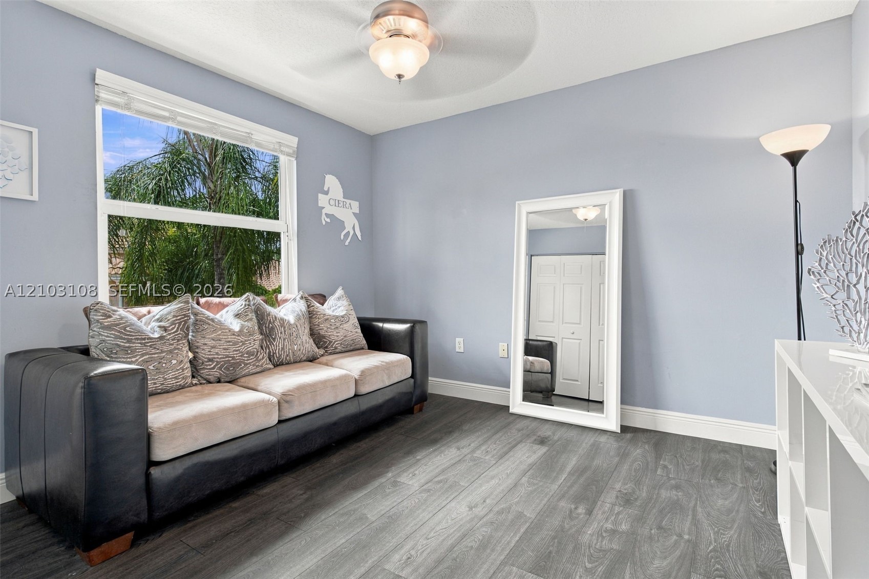 2015 NW 140th Ave, Pembroke Pines FL 33028