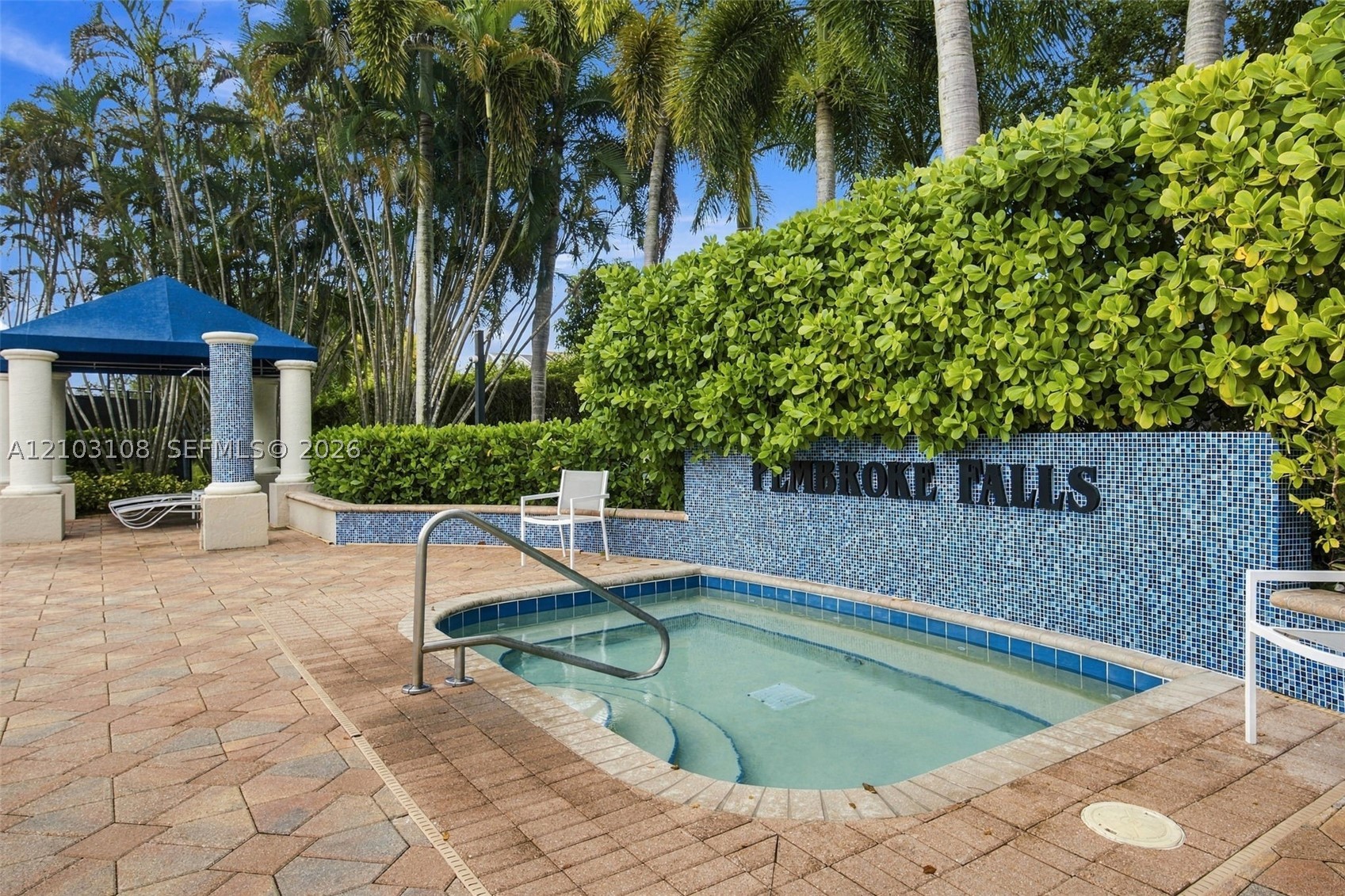 2015 NW 140th Ave, Pembroke Pines FL 33028
