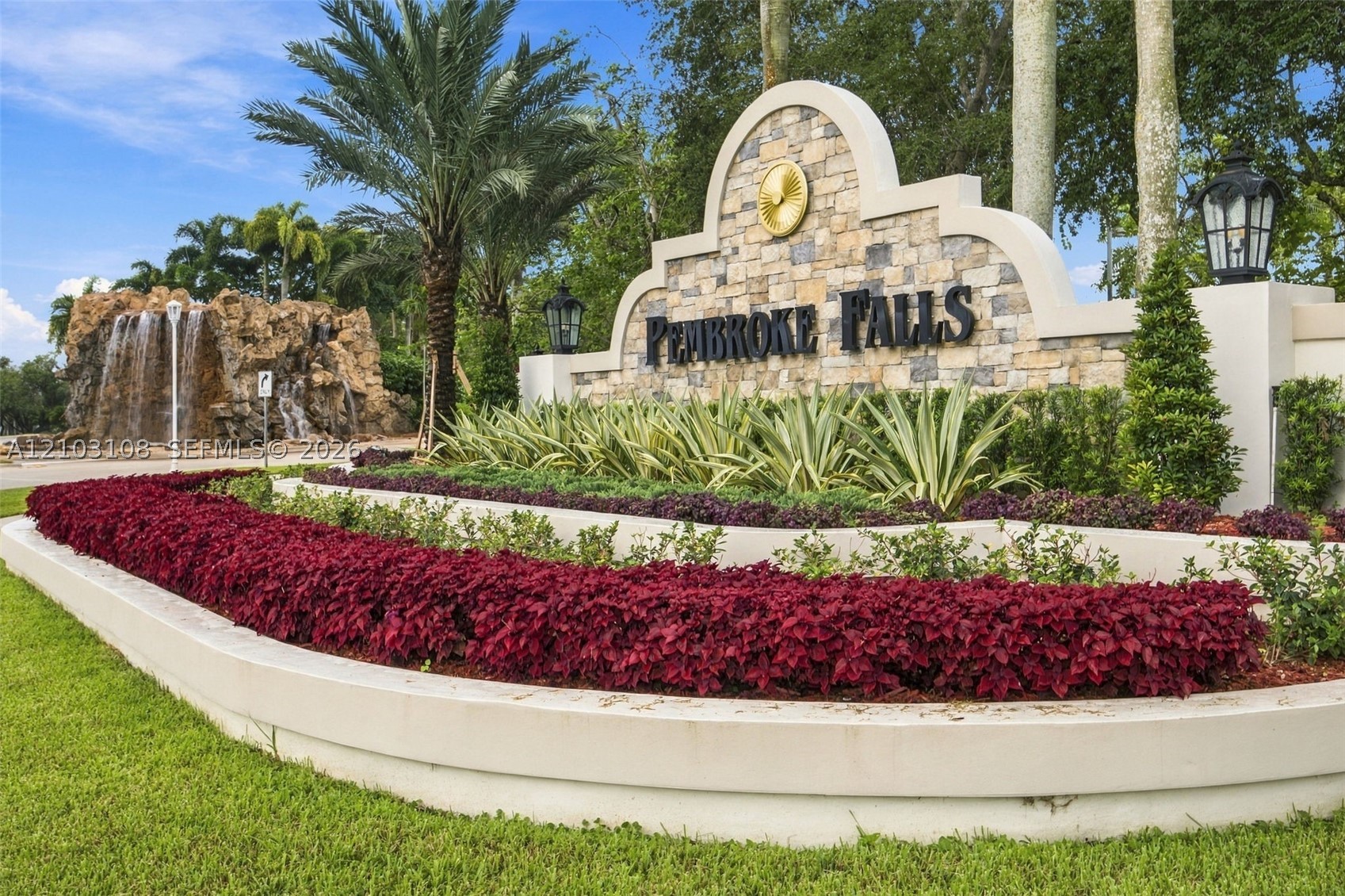 2015 NW 140th Ave, Pembroke Pines FL 33028