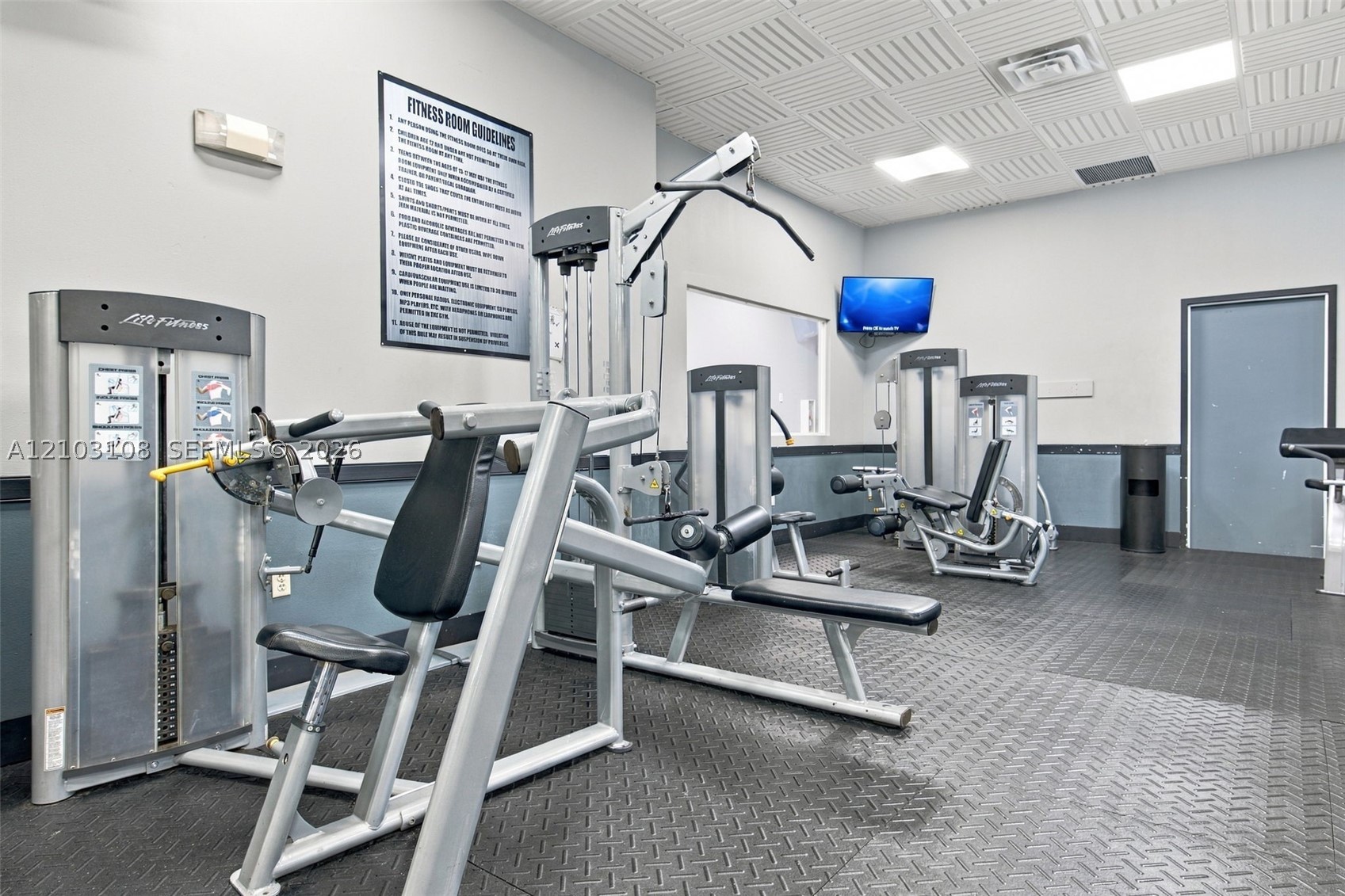 2015 NW 140th Ave, Pembroke Pines FL 33028