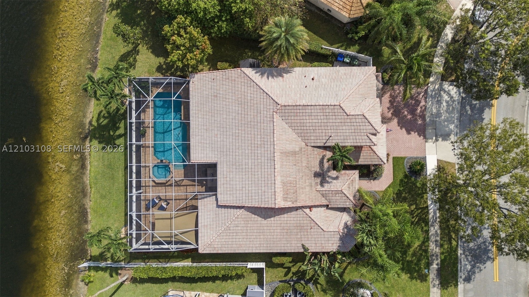 2015 NW 140th Ave, Pembroke Pines FL 33028