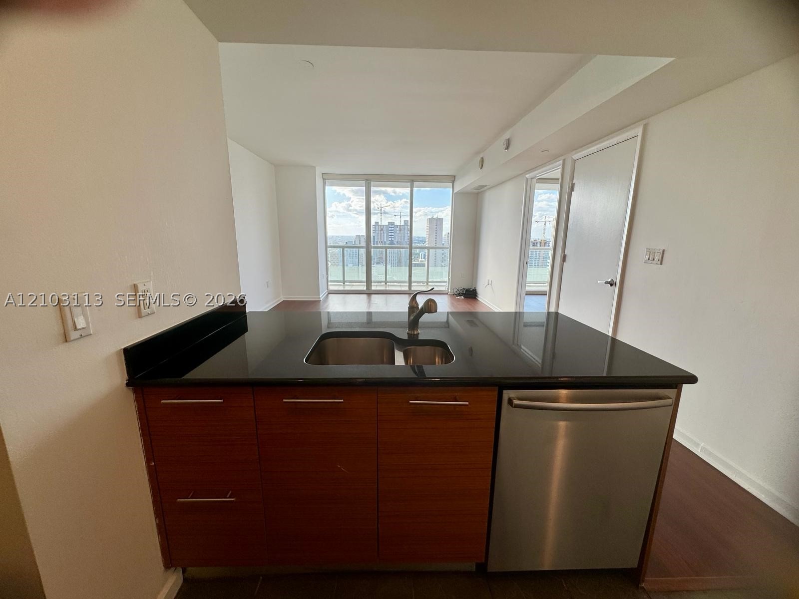 50 BISCAYNE Blvd #3807, Miami FL 33132