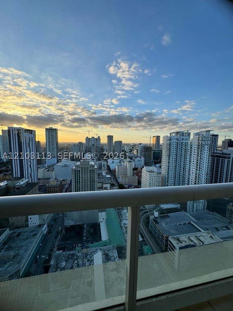 50 BISCAYNE Blvd #3807, Miami FL 33132