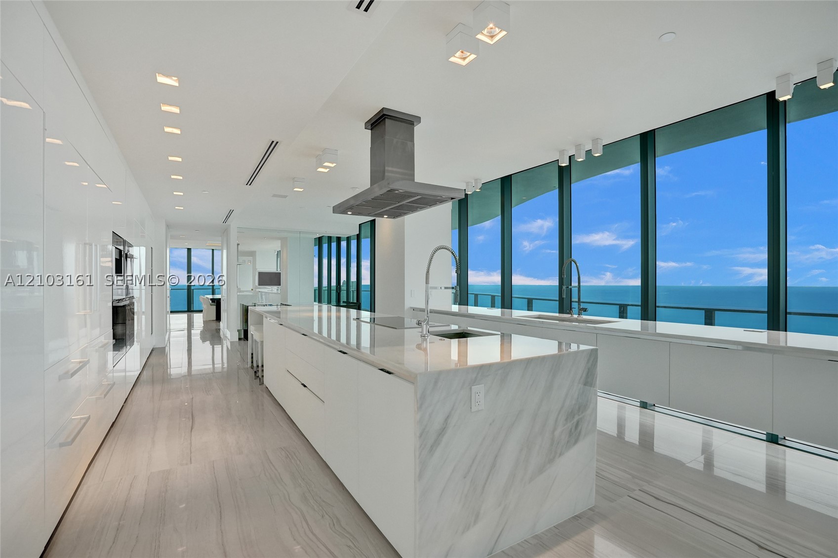 19575 Collins Ave #33, Sunny Isles Beach FL 33160