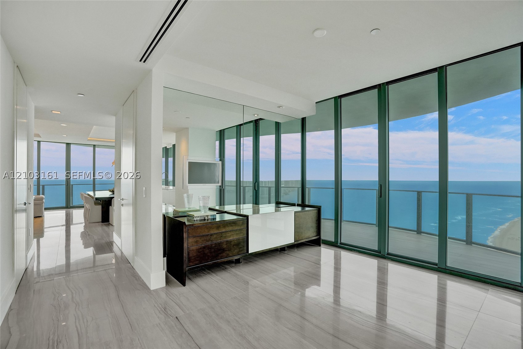 19575 Collins Ave #33, Sunny Isles Beach FL 33160