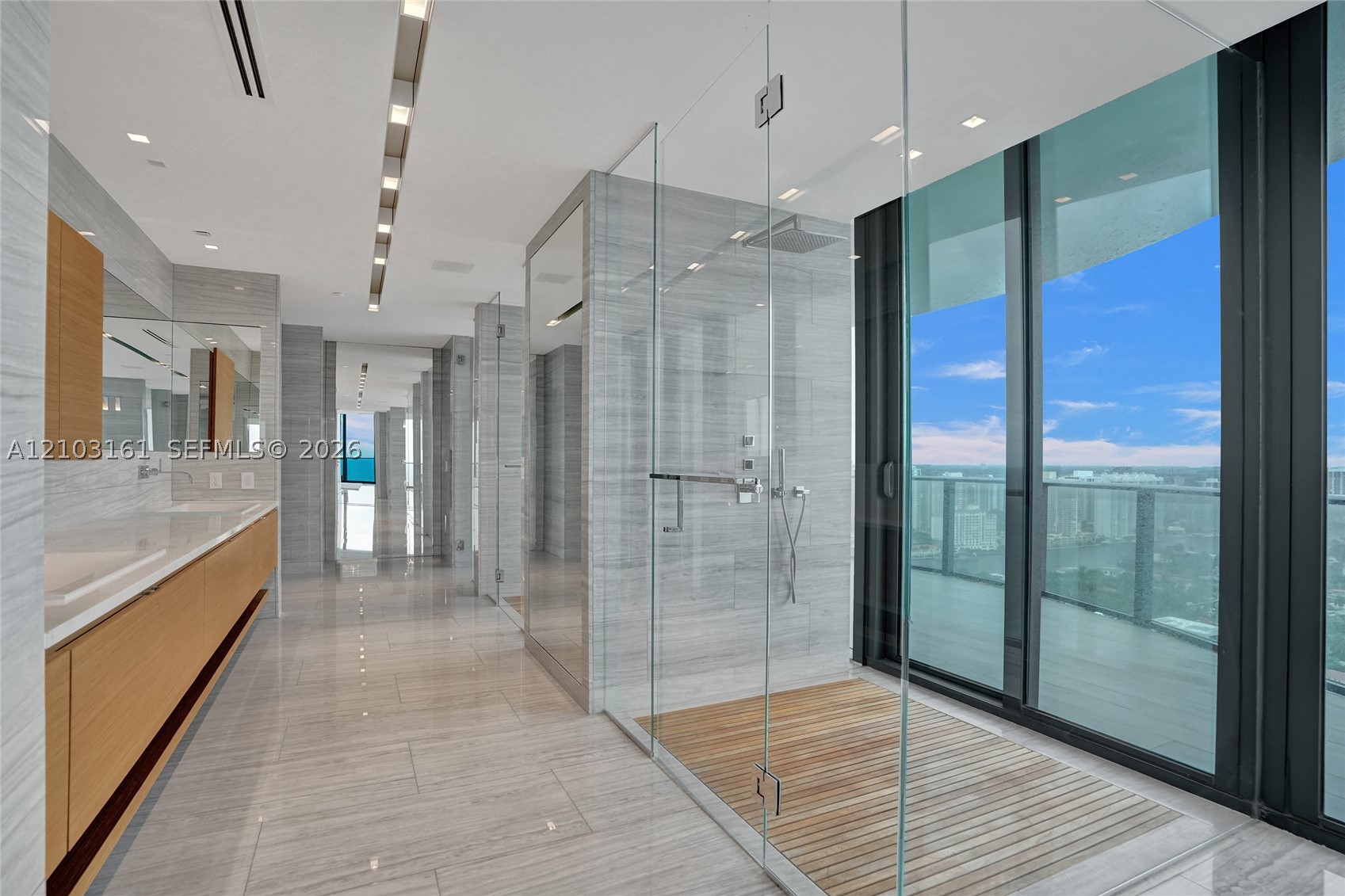 19575 Collins Ave #33, Sunny Isles Beach FL 33160