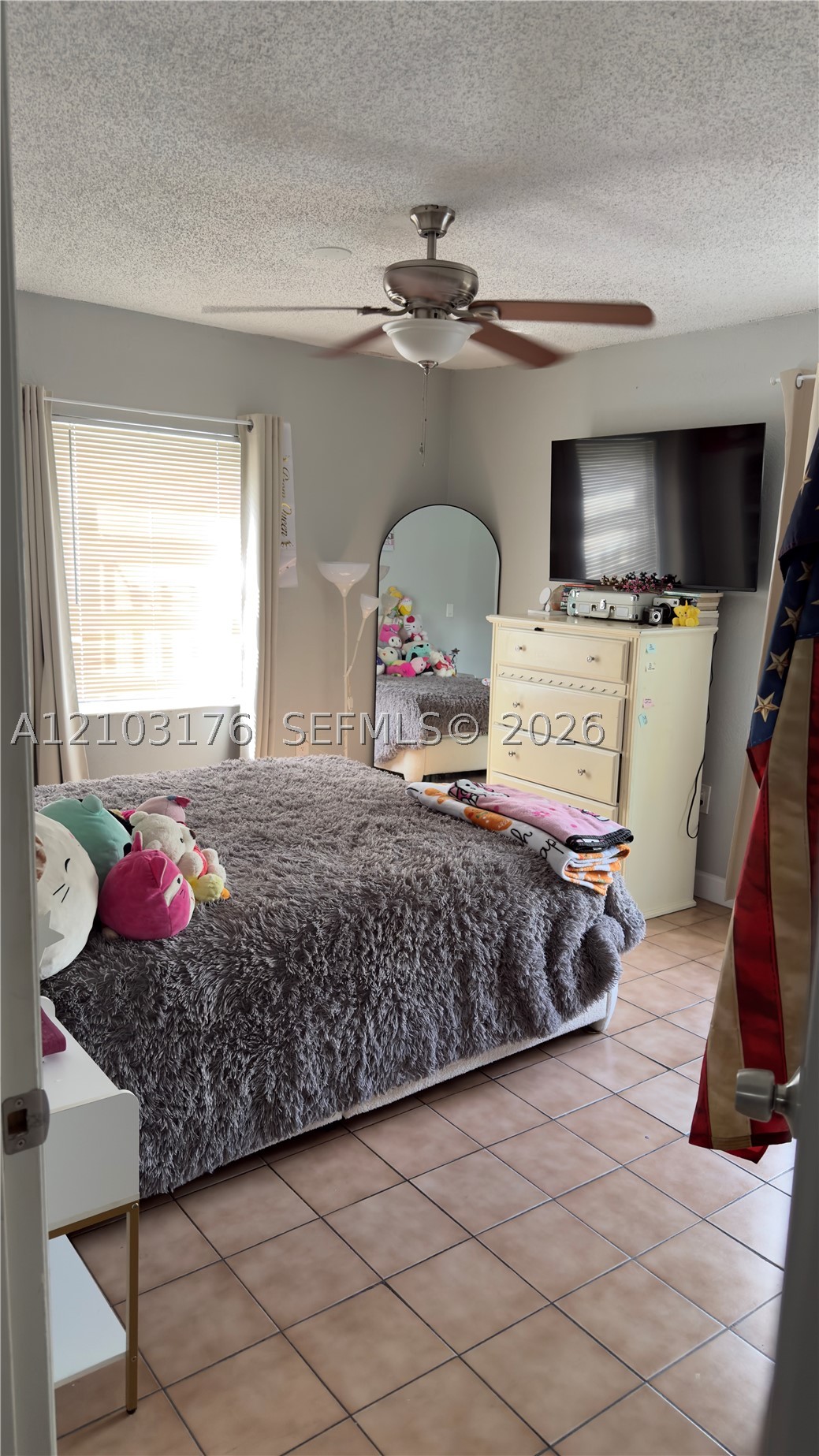 10759 SW 7th St, Sweetwater FL 33174