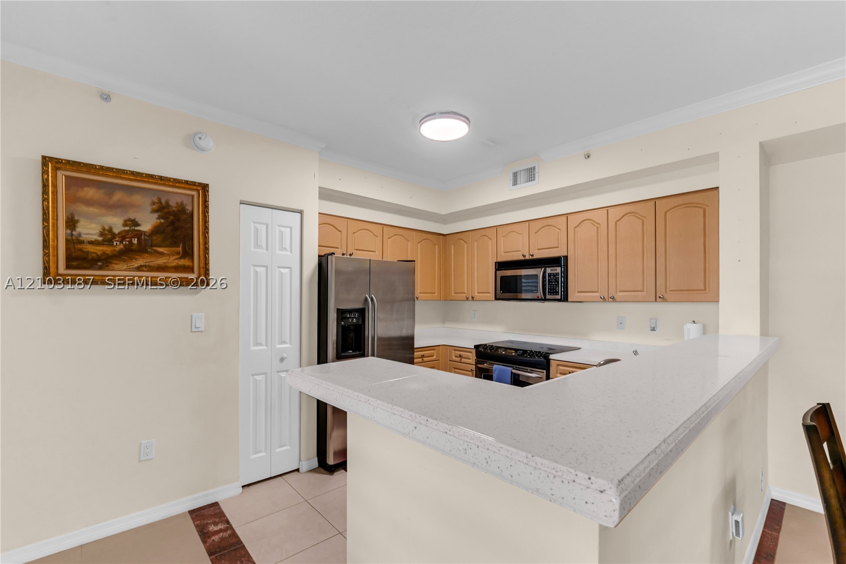 6841 SW 44th St #111, Miami FL 33155
