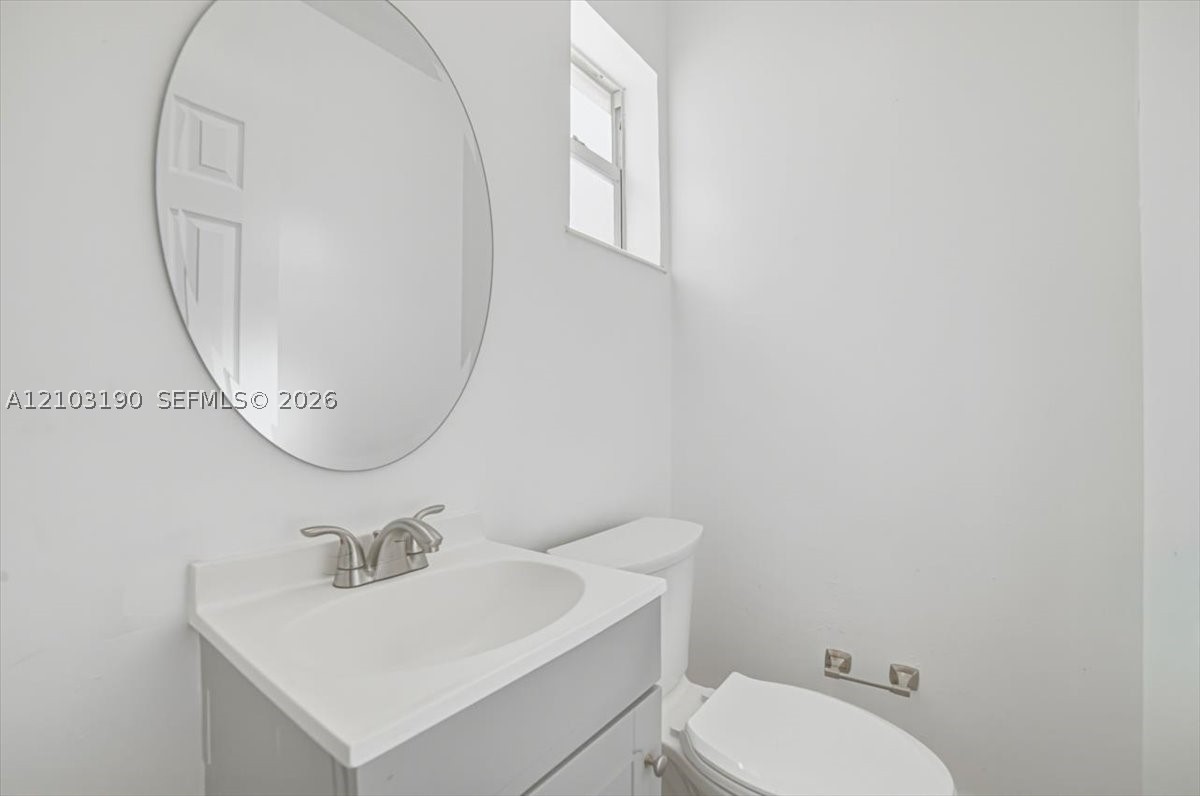 3932 NW 39th Ave, Lauderdale Lakes FL 33309