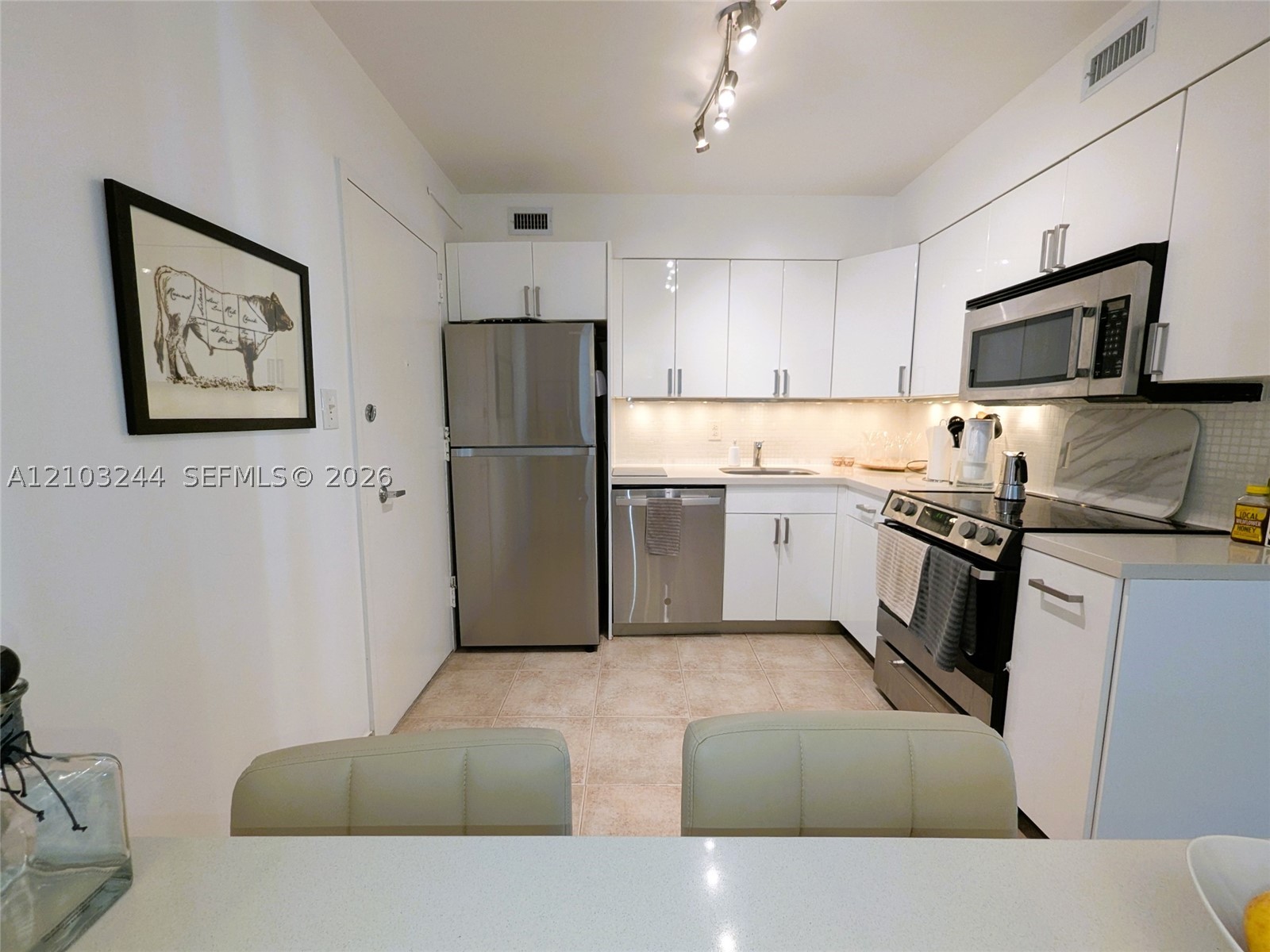 5161 Collins Ave #711, Miami Beach FL 33140