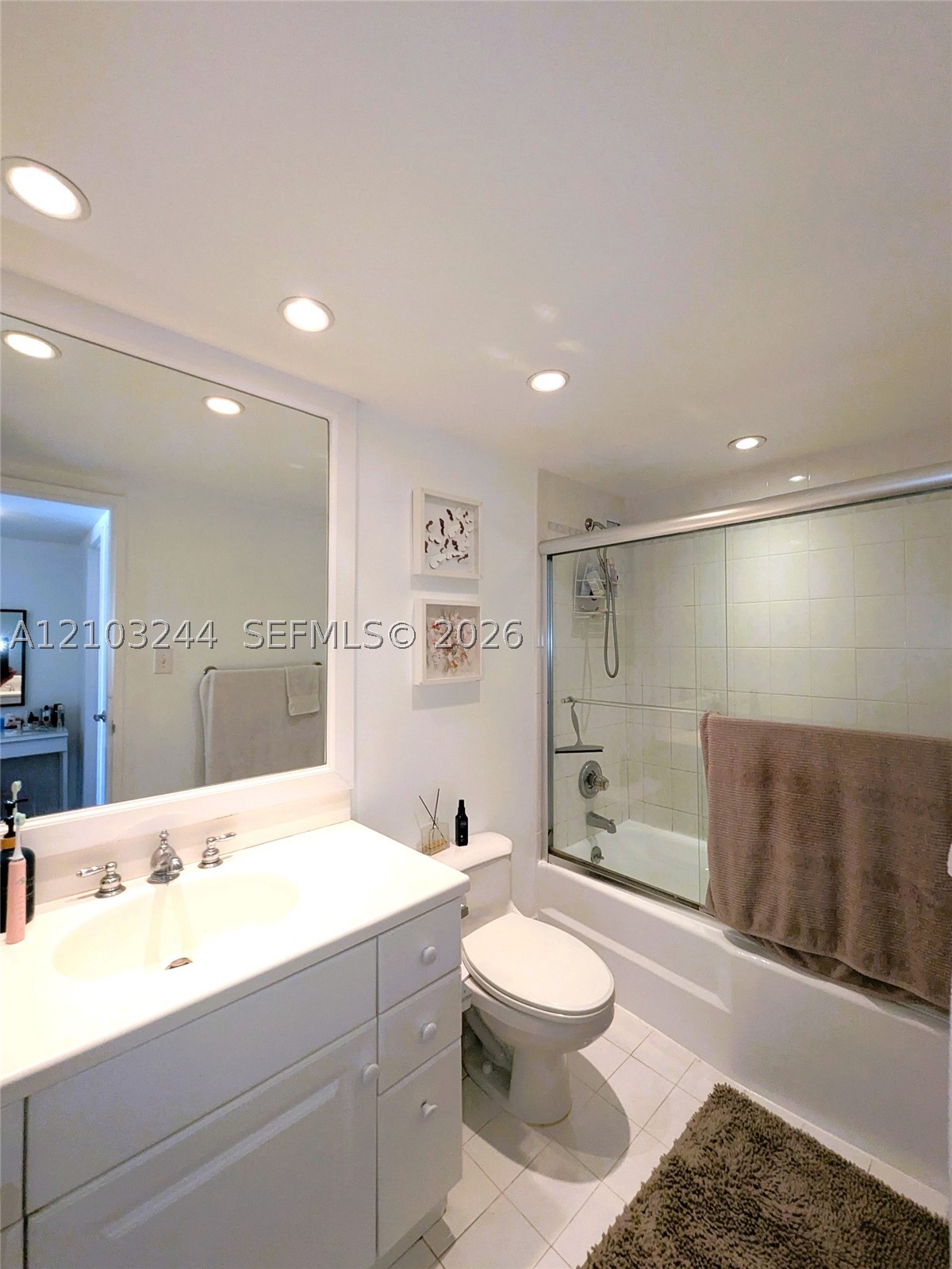5161 Collins Ave #711, Miami Beach FL 33140