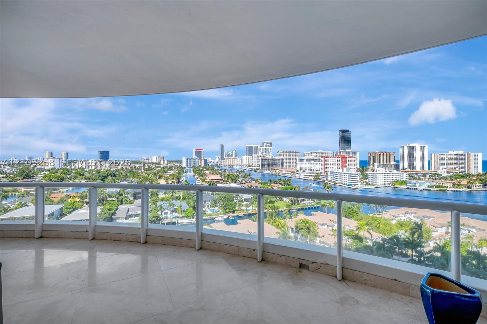21200 Point Pl #1204, Aventura FL 33180