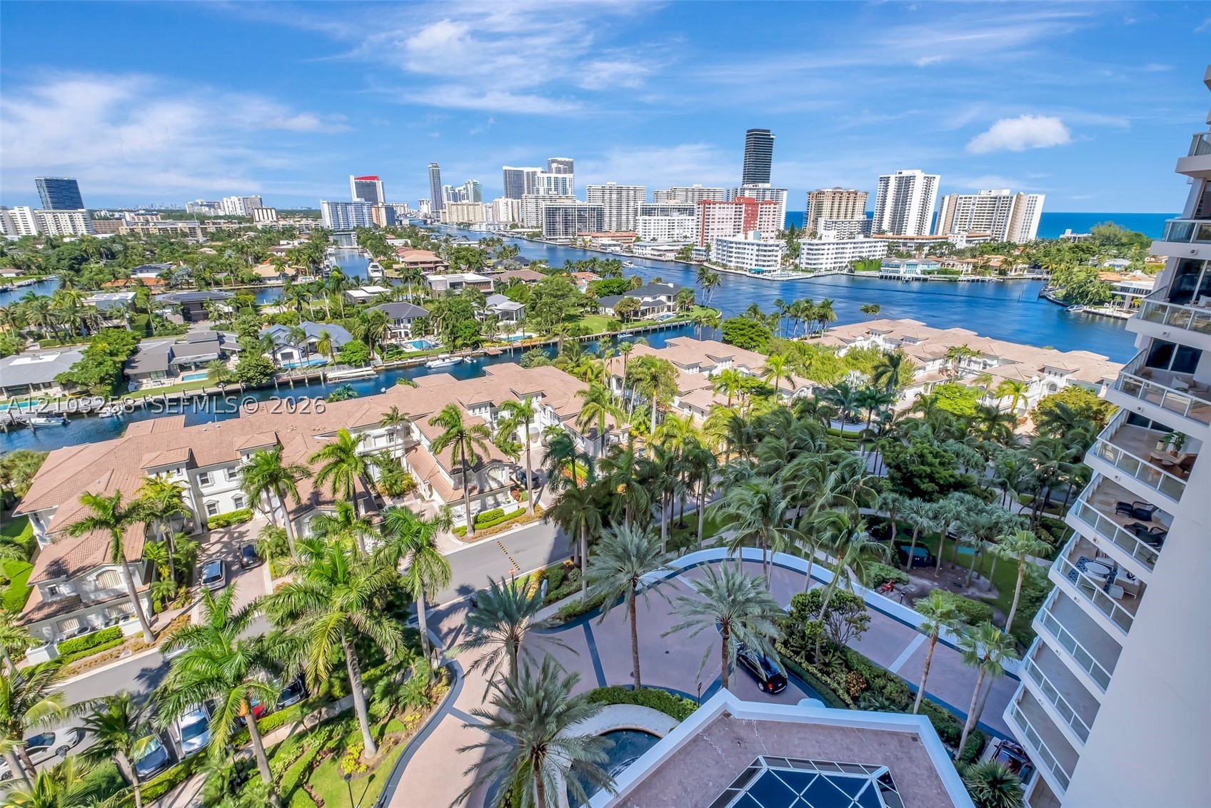 21200 Point Pl #1204, Aventura FL 33180