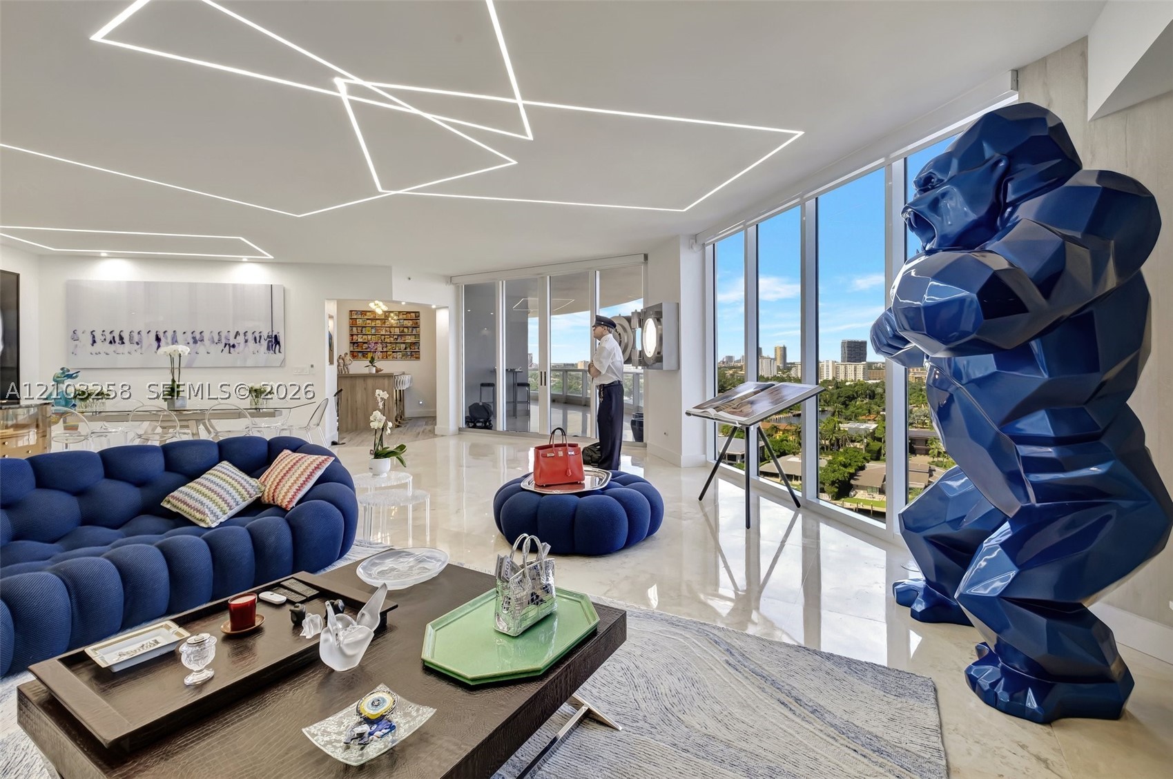 21200 Point Pl #1204, Aventura FL 33180