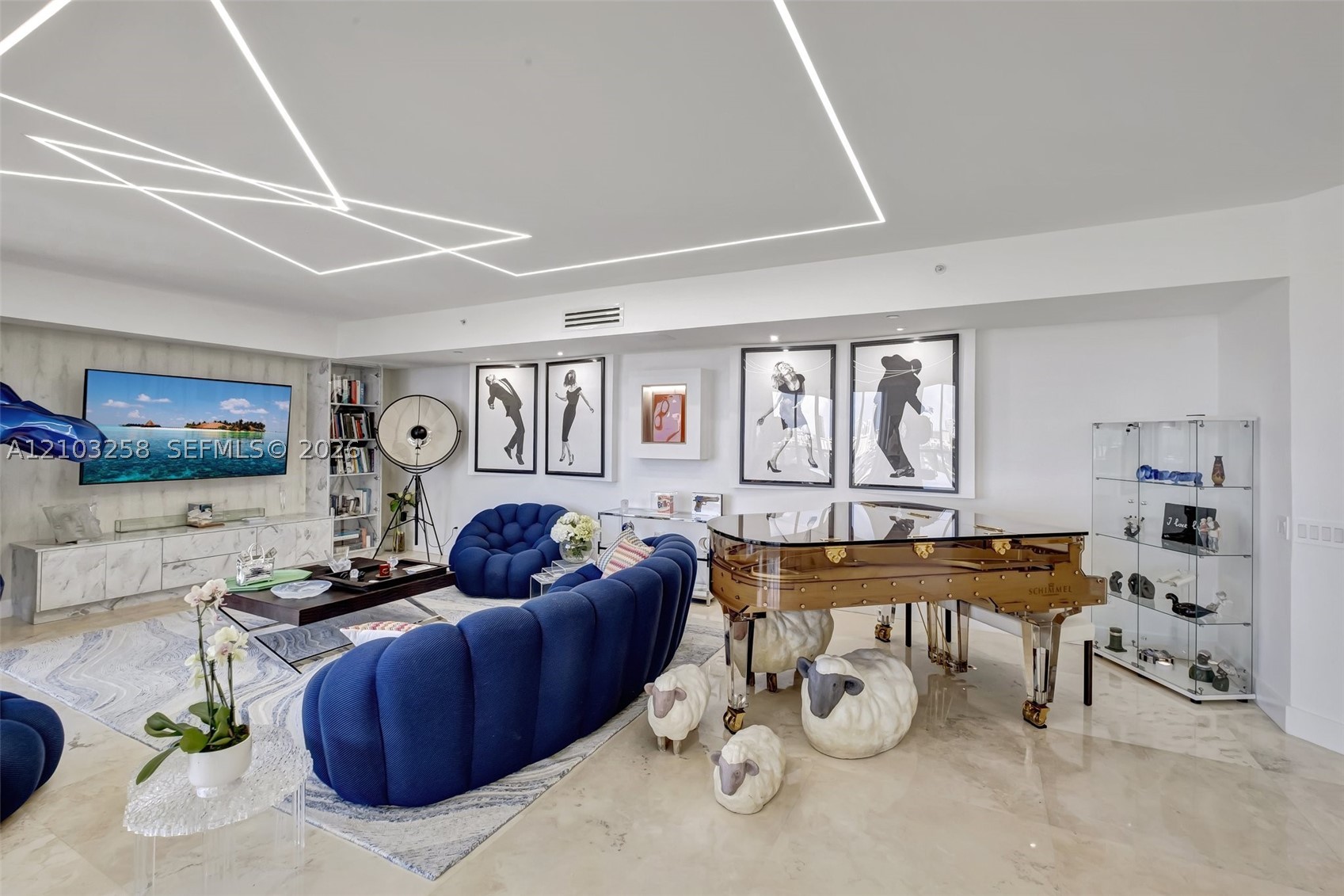 21200 Point Pl #1204, Aventura FL 33180