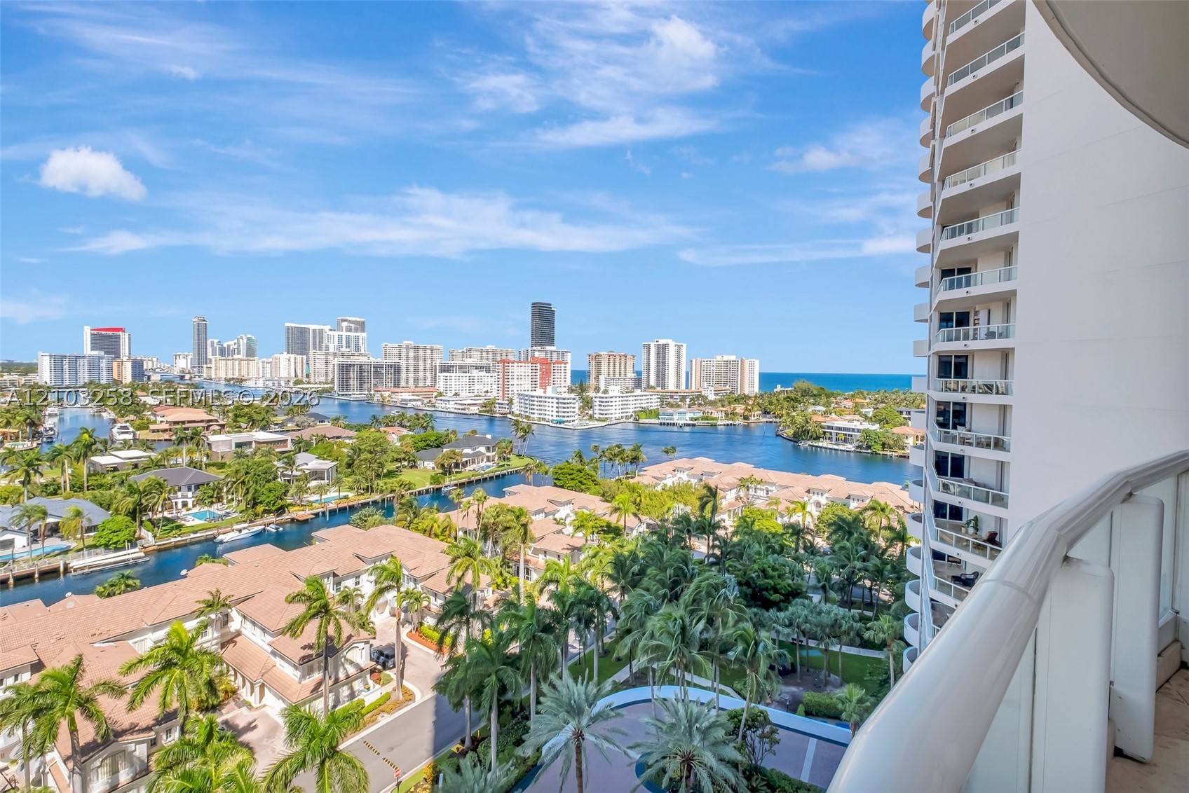 21200 Point Pl #1204, Aventura FL 33180