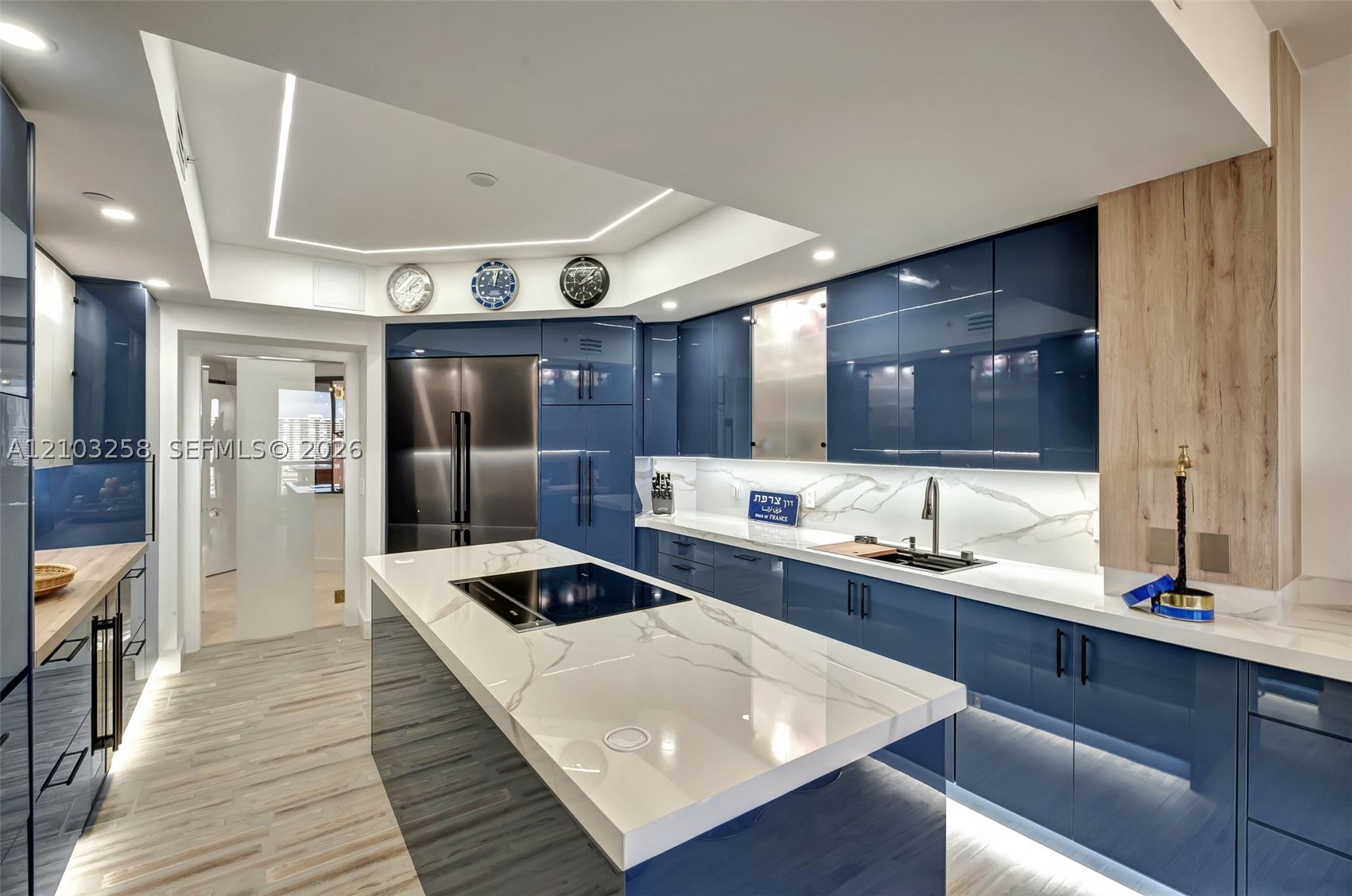 21200 Point Pl #1204, Aventura FL 33180