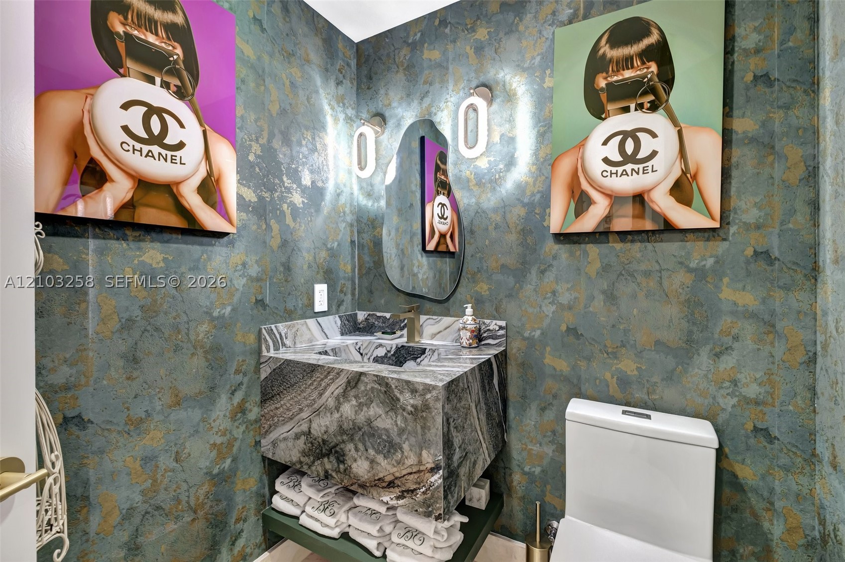 21200 Point Pl #1204, Aventura FL 33180