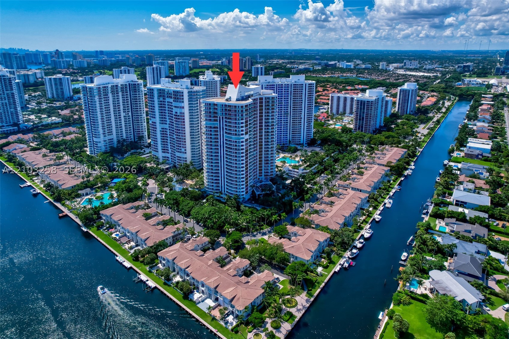 21200 Point Pl #1204, Aventura FL 33180