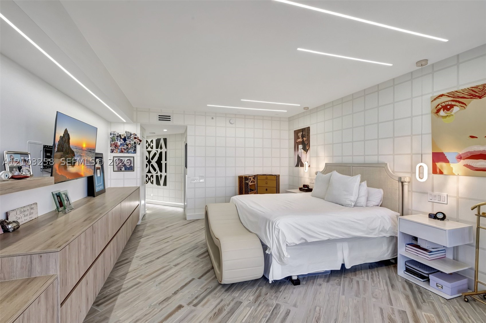 21200 Point Pl #1204, Aventura FL 33180