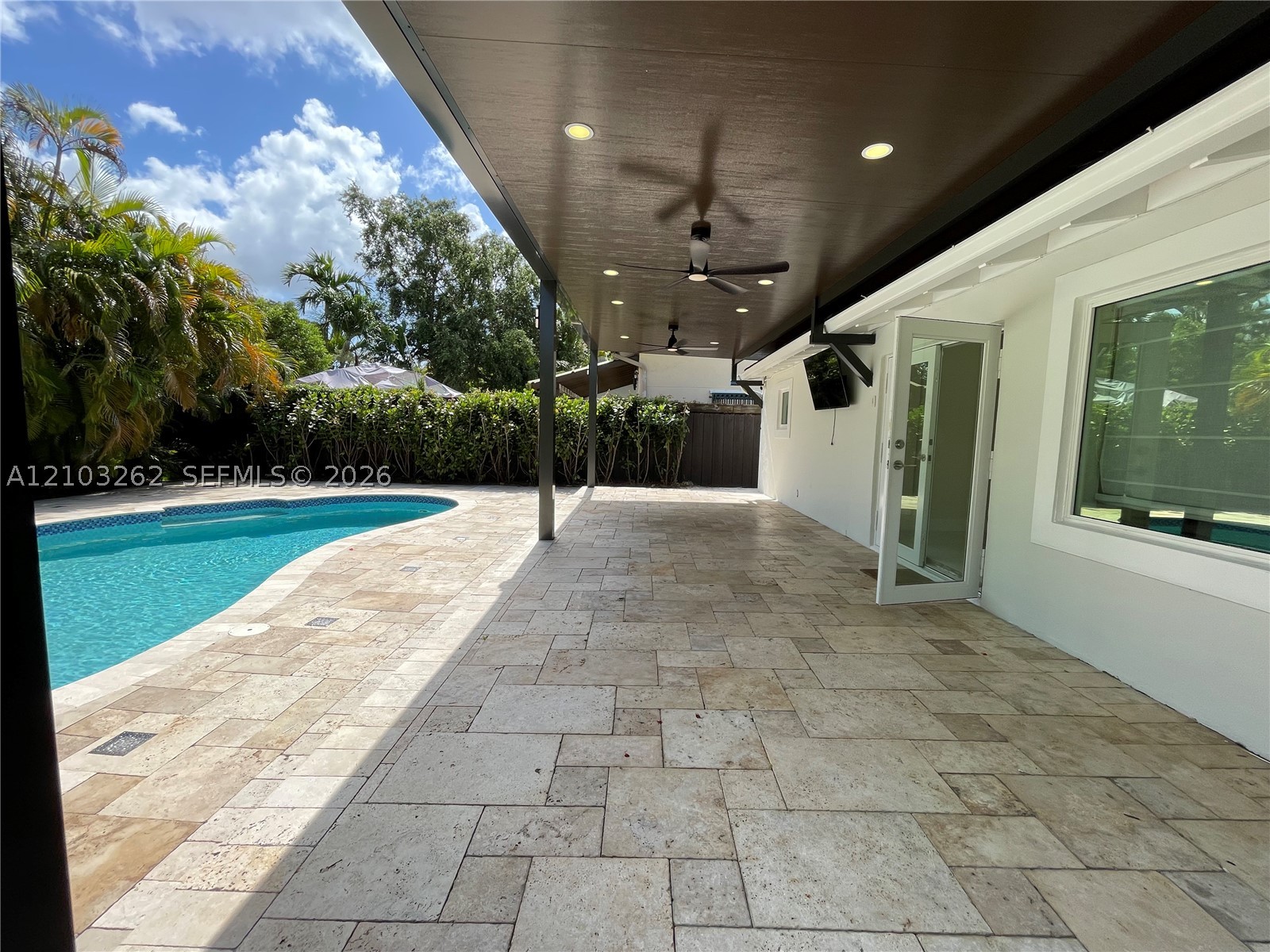 6129 SW 28th St, Miami FL 33155