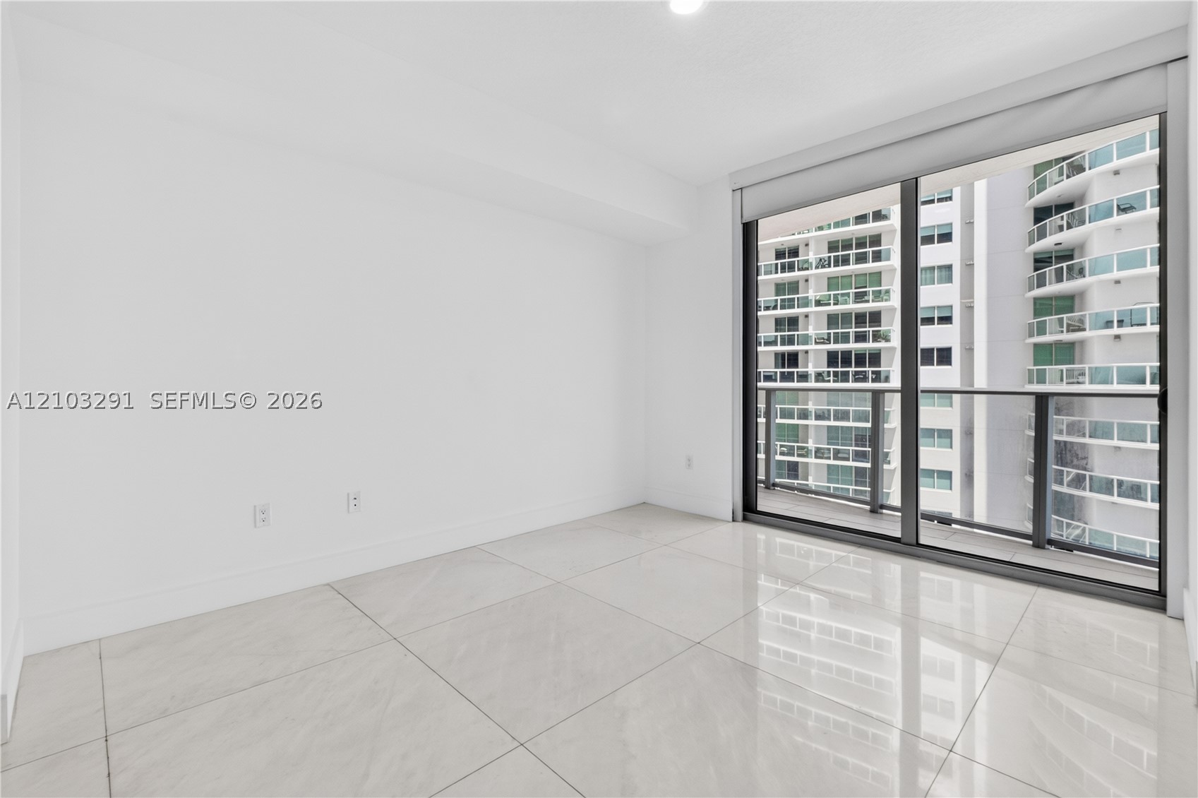 488 NE 18th St #1815, Miami FL 33132